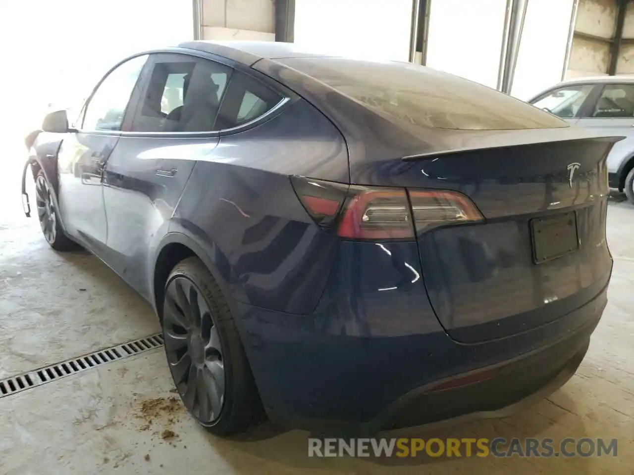 3 Photograph of a damaged car 7SAYGDEF6NF405567 TESLA MODEL Y 2022