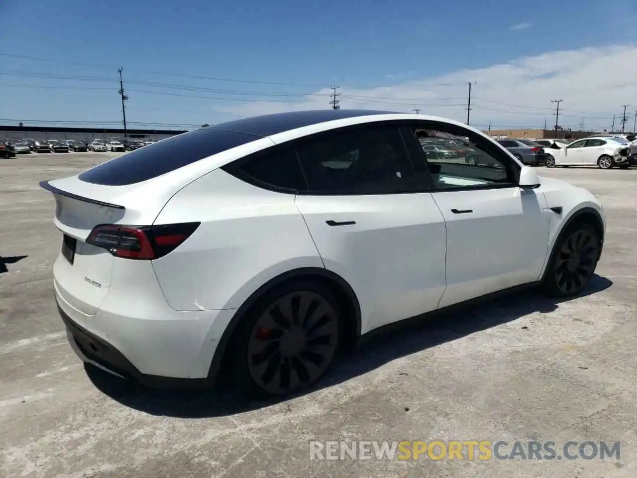 4 Photograph of a damaged car 7SAYGDEF7NF341281 TESLA MODEL Y 2022