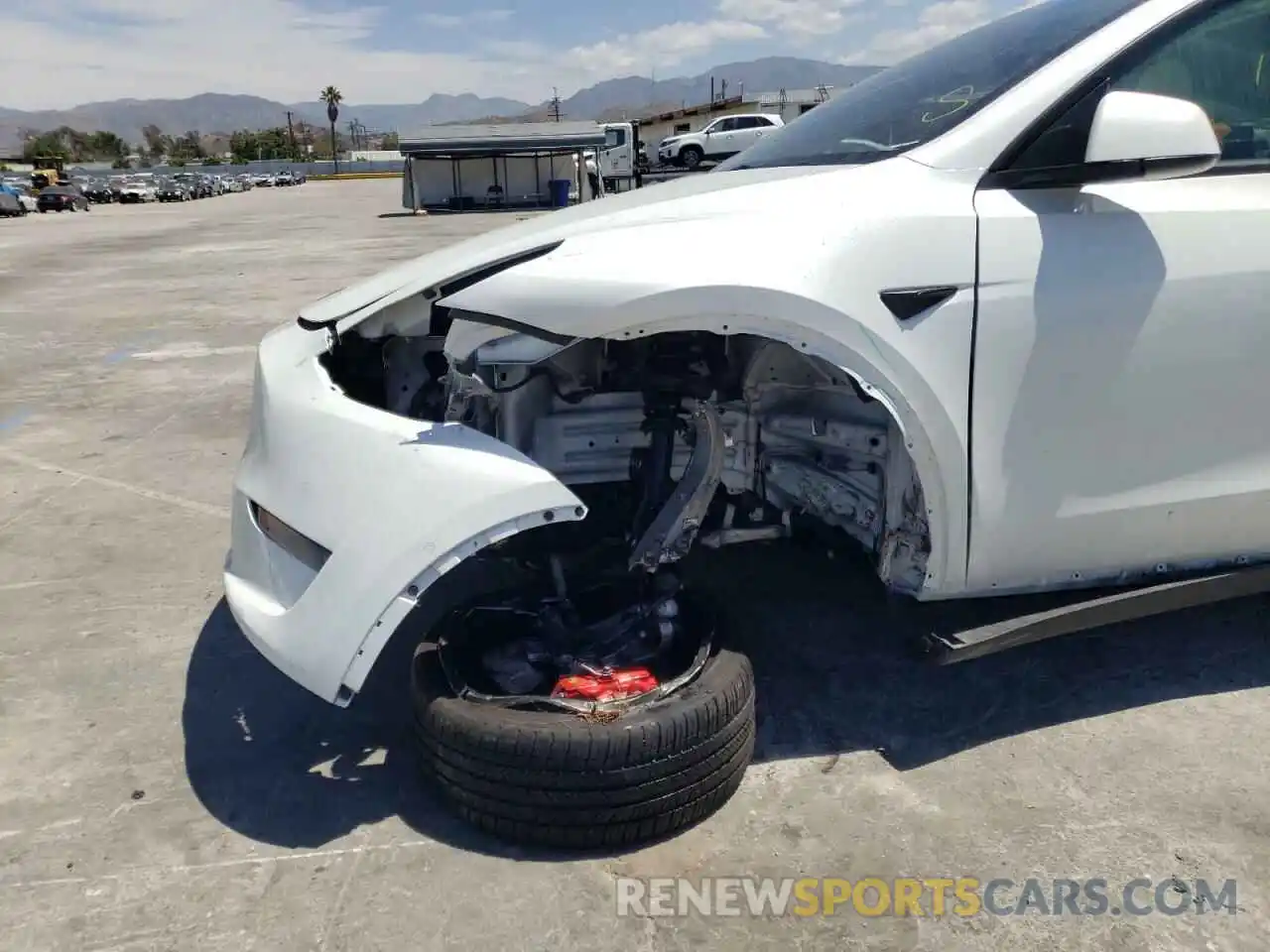 9 Photograph of a damaged car 7SAYGDEF7NF341281 TESLA MODEL Y 2022