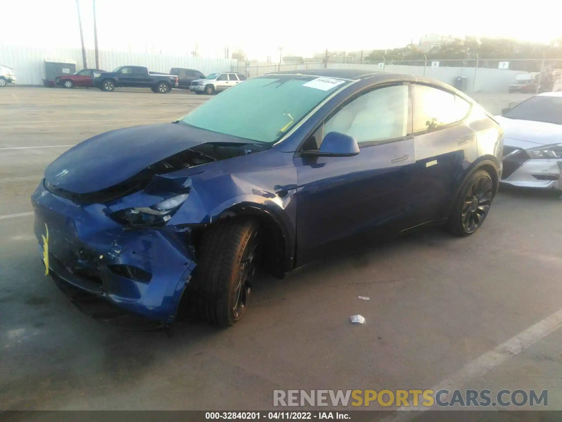 2 Photograph of a damaged car 7SAYGDEF7NF360834 TESLA MODEL Y 2022