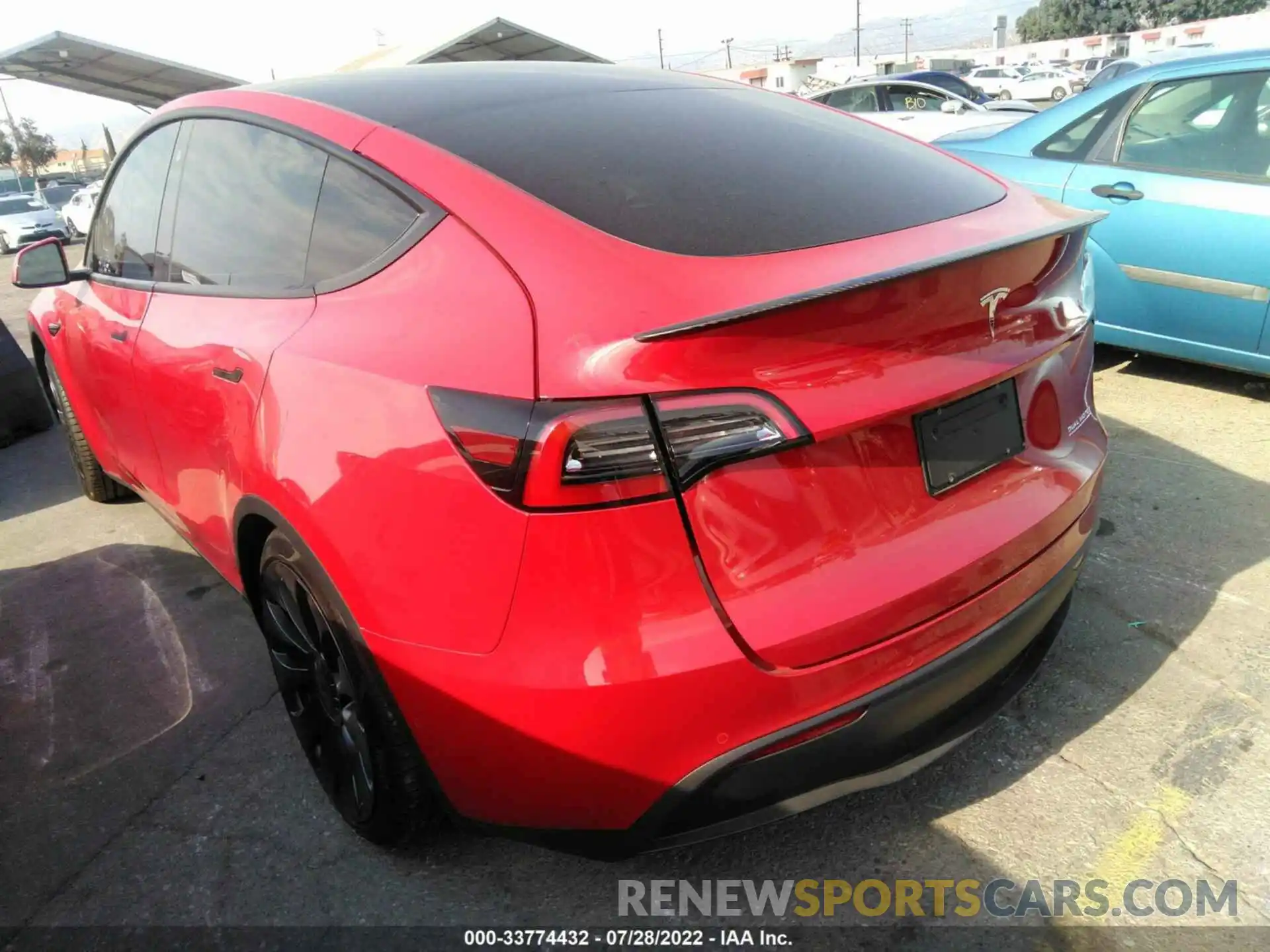 3 Photograph of a damaged car 7SAYGDEF7NF393588 TESLA MODEL Y 2022