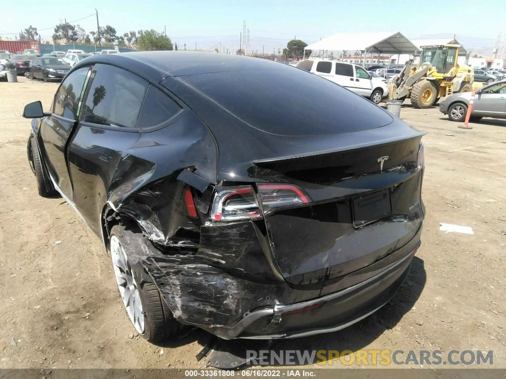 3 Photograph of a damaged car 7SAYGDEF7NF414634 TESLA MODEL Y 2022