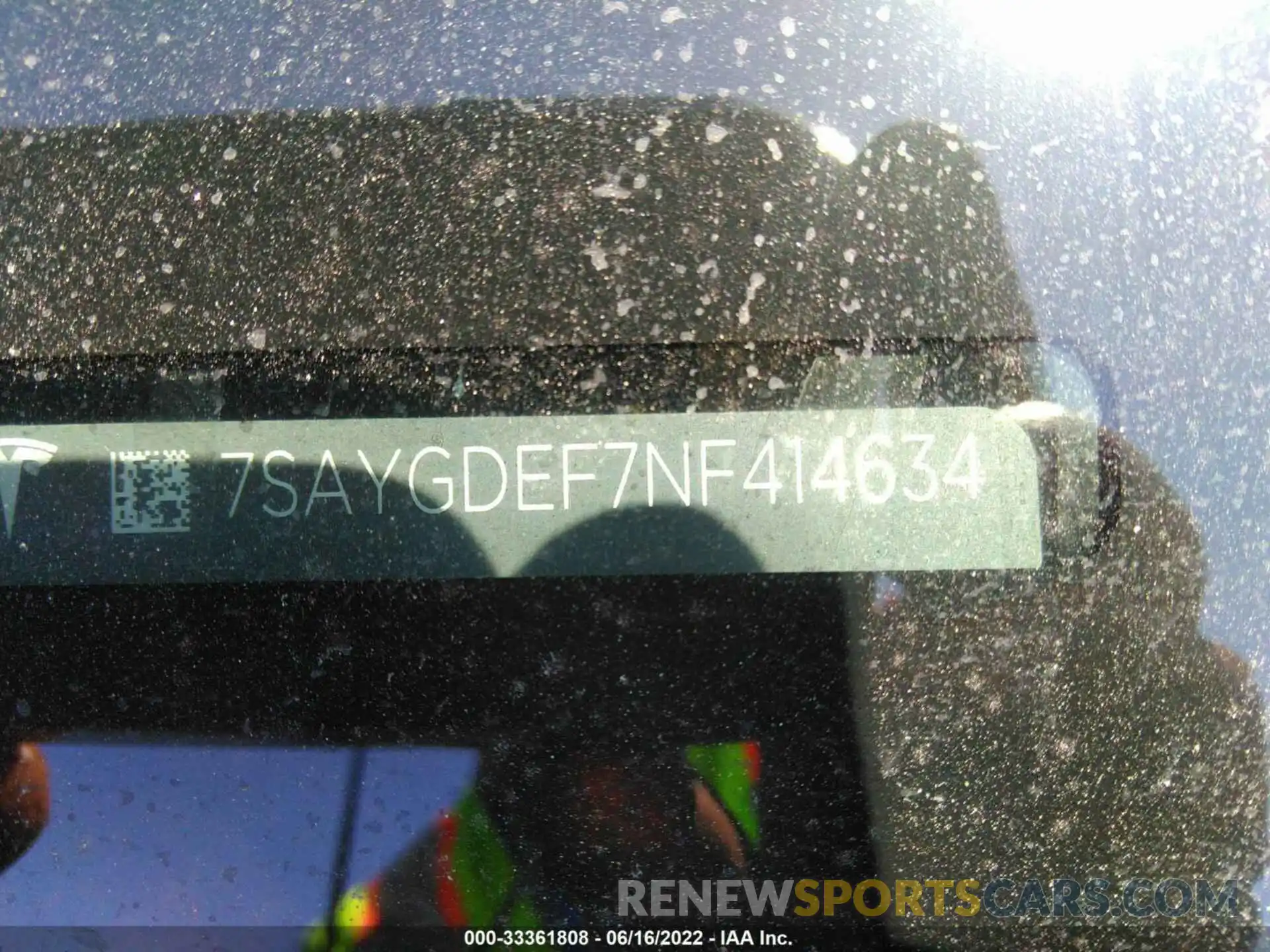 9 Photograph of a damaged car 7SAYGDEF7NF414634 TESLA MODEL Y 2022