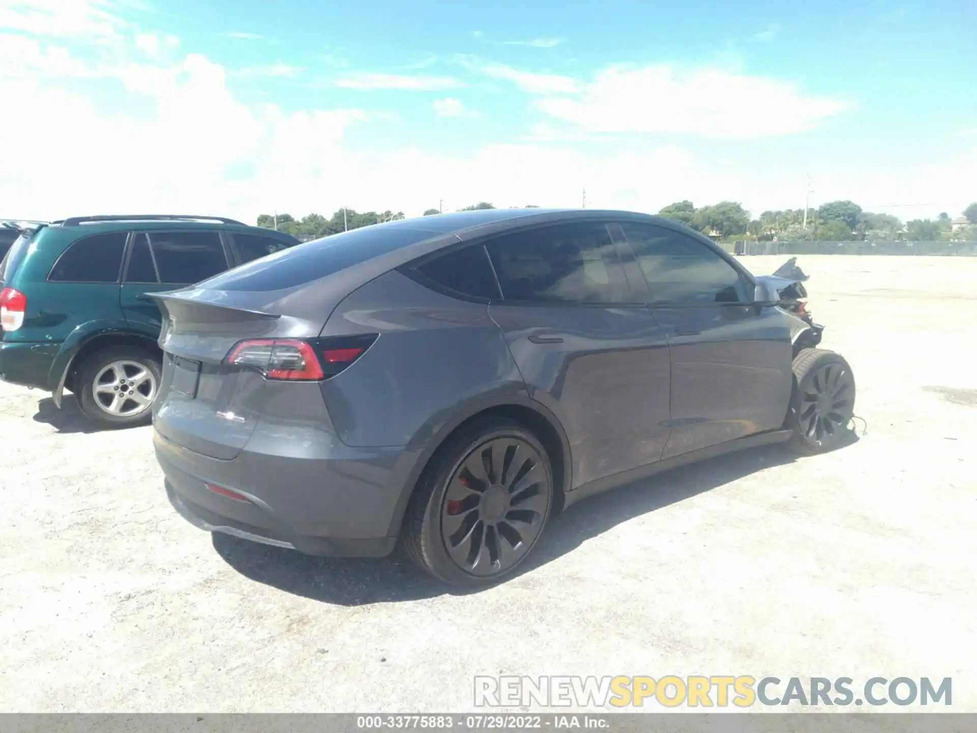 4 Фотография поврежденного автомобиля 7SAYGDEF7NF452056 TESLA MODEL Y 2022