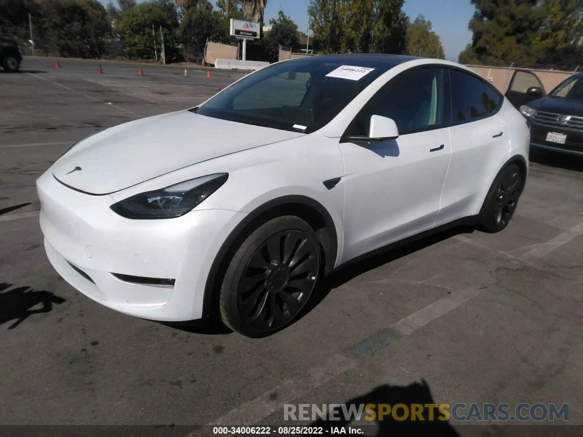 2 Photograph of a damaged car 7SAYGDEF8NF366559 TESLA MODEL Y 2022