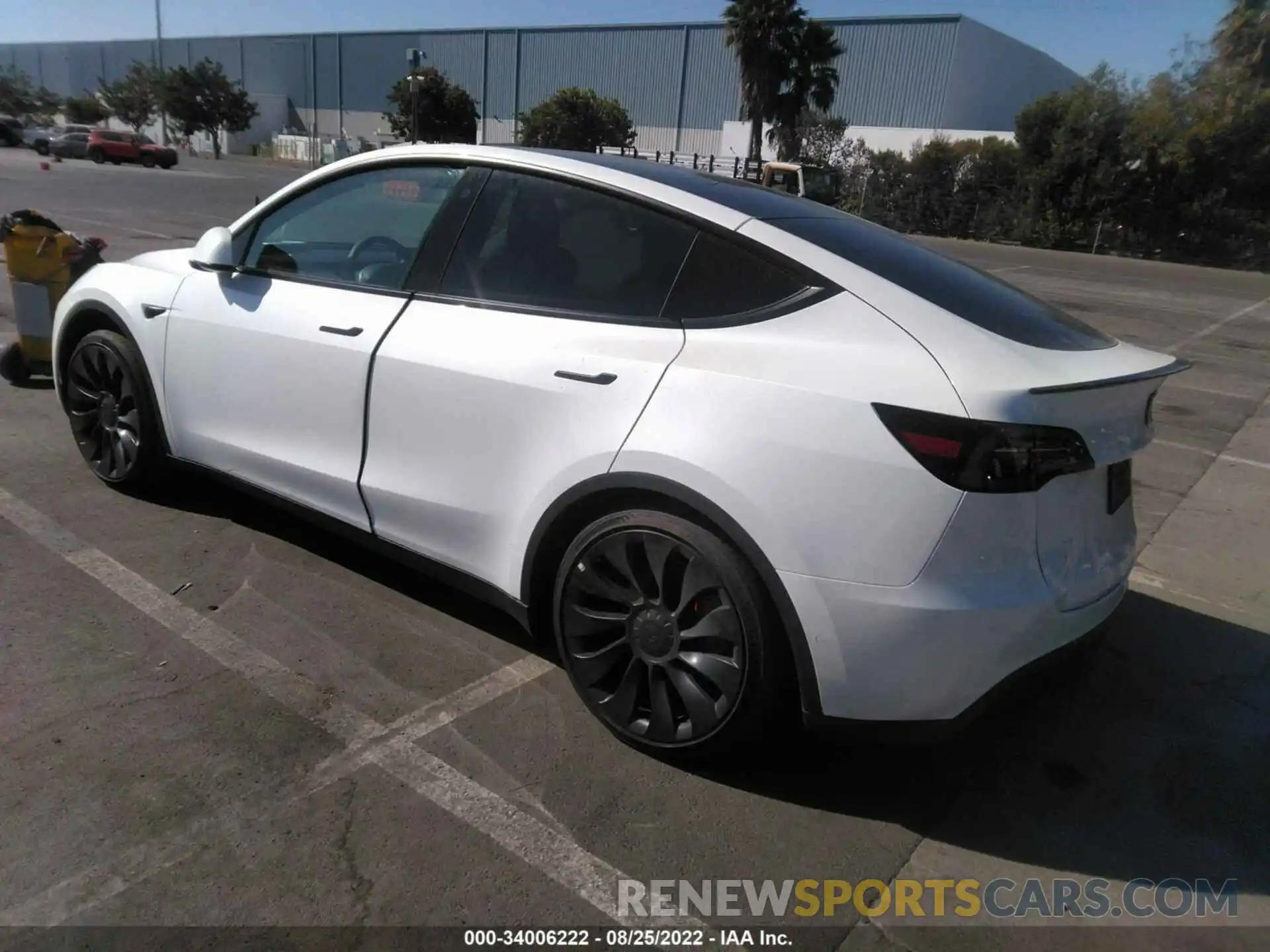 3 Photograph of a damaged car 7SAYGDEF8NF366559 TESLA MODEL Y 2022