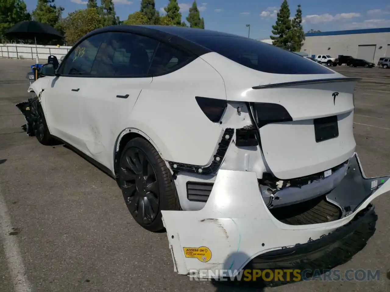 3 Photograph of a damaged car 7SAYGDEF8NF404016 TESLA MODEL Y 2022