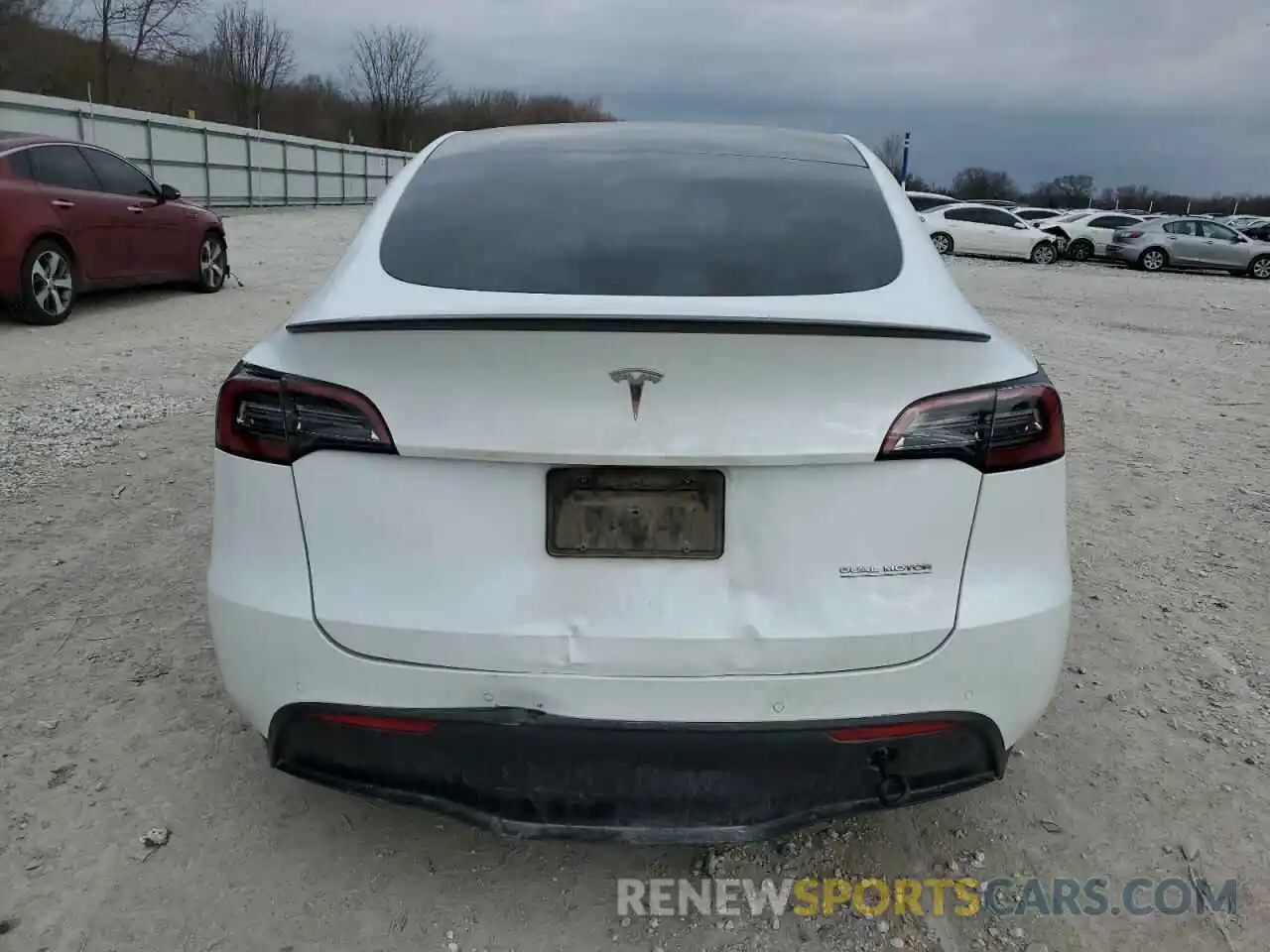 6 Photograph of a damaged car 7SAYGDEF8NF405098 TESLA MODEL Y 2022