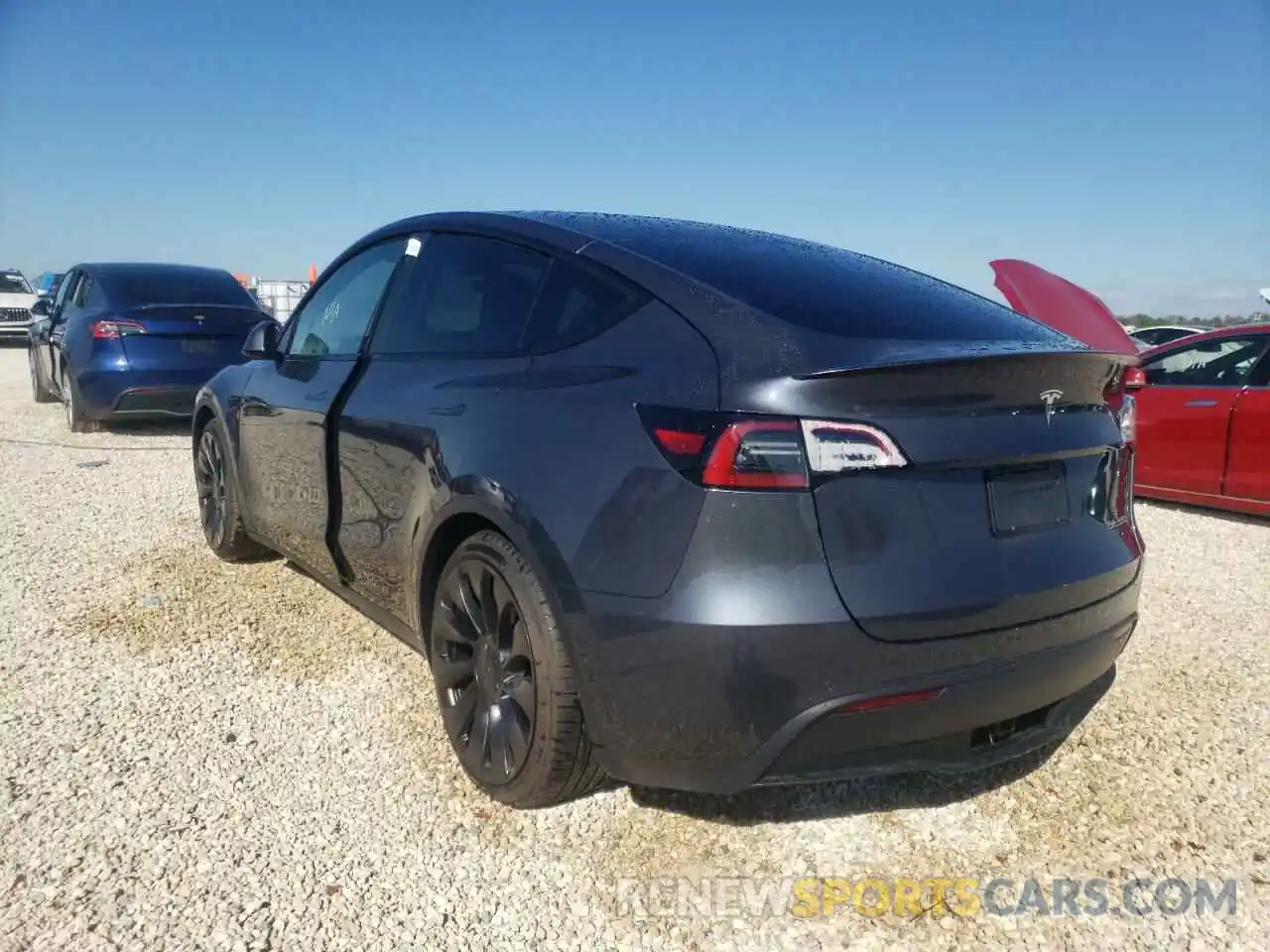 3 Photograph of a damaged car 7SAYGDEF8NF451921 TESLA MODEL Y 2022