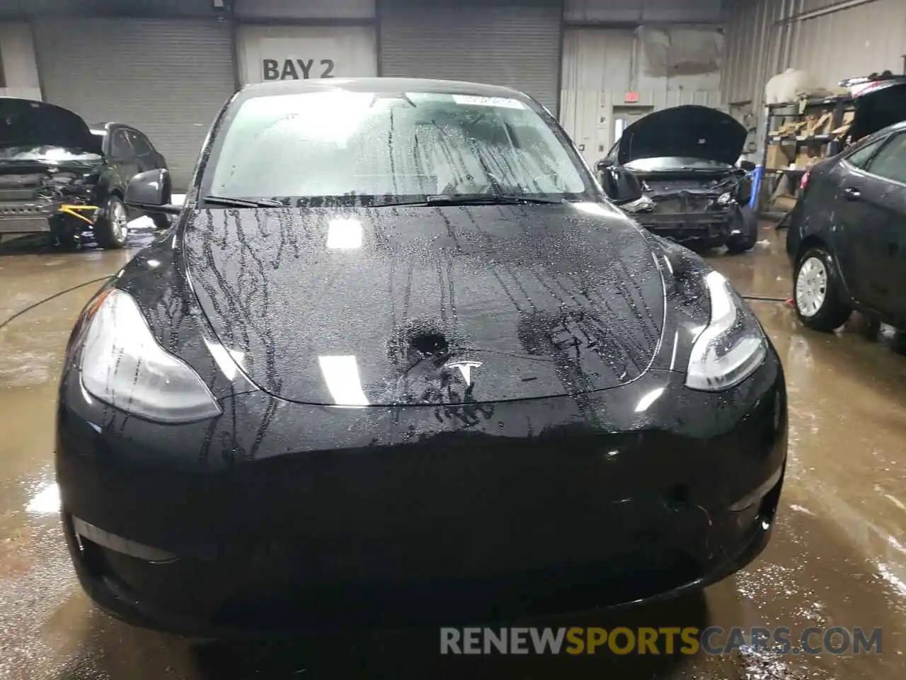 5 Photograph of a damaged car 7SAYGDEF9NF390725 TESLA MODEL Y 2022