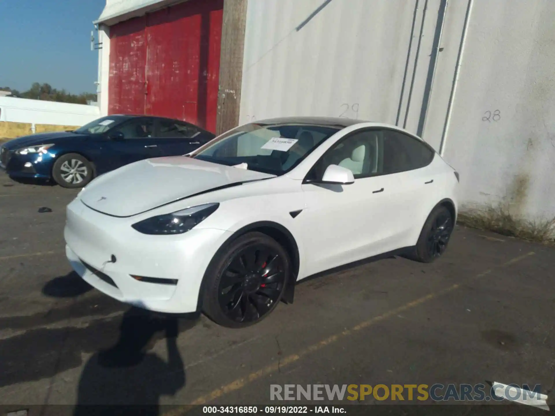 2 Photograph of a damaged car 7SAYGDEF9NF485656 TESLA MODEL Y 2022