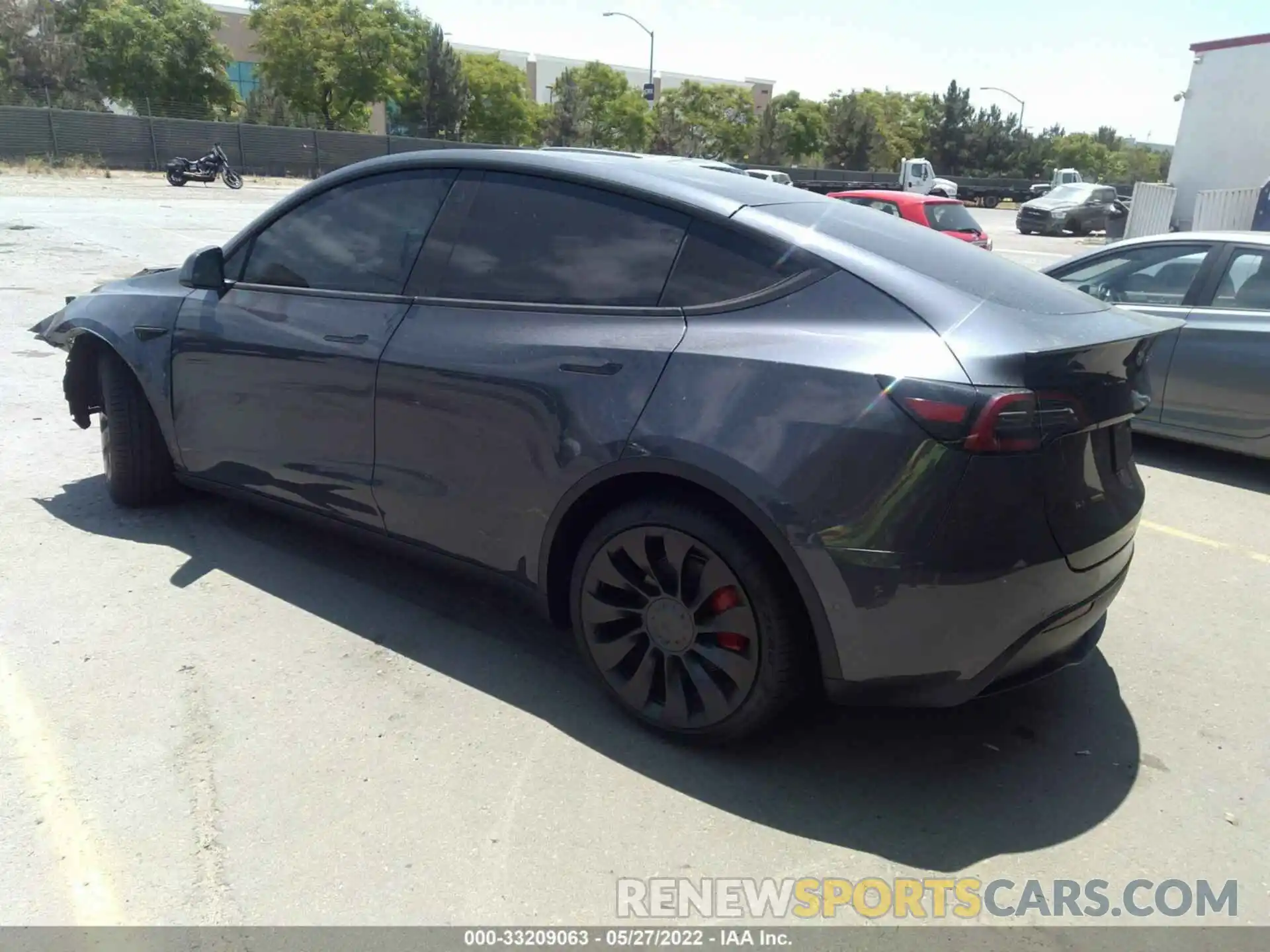 3 Photograph of a damaged car 7SAYGDEFXNF391799 TESLA MODEL Y 2022