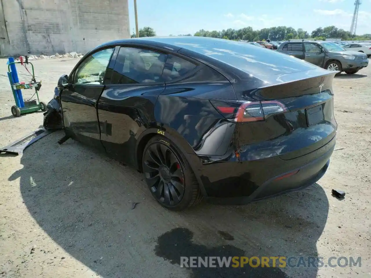 3 Photograph of a damaged car 7SAYGDEFXNF405751 TESLA MODEL Y 2022