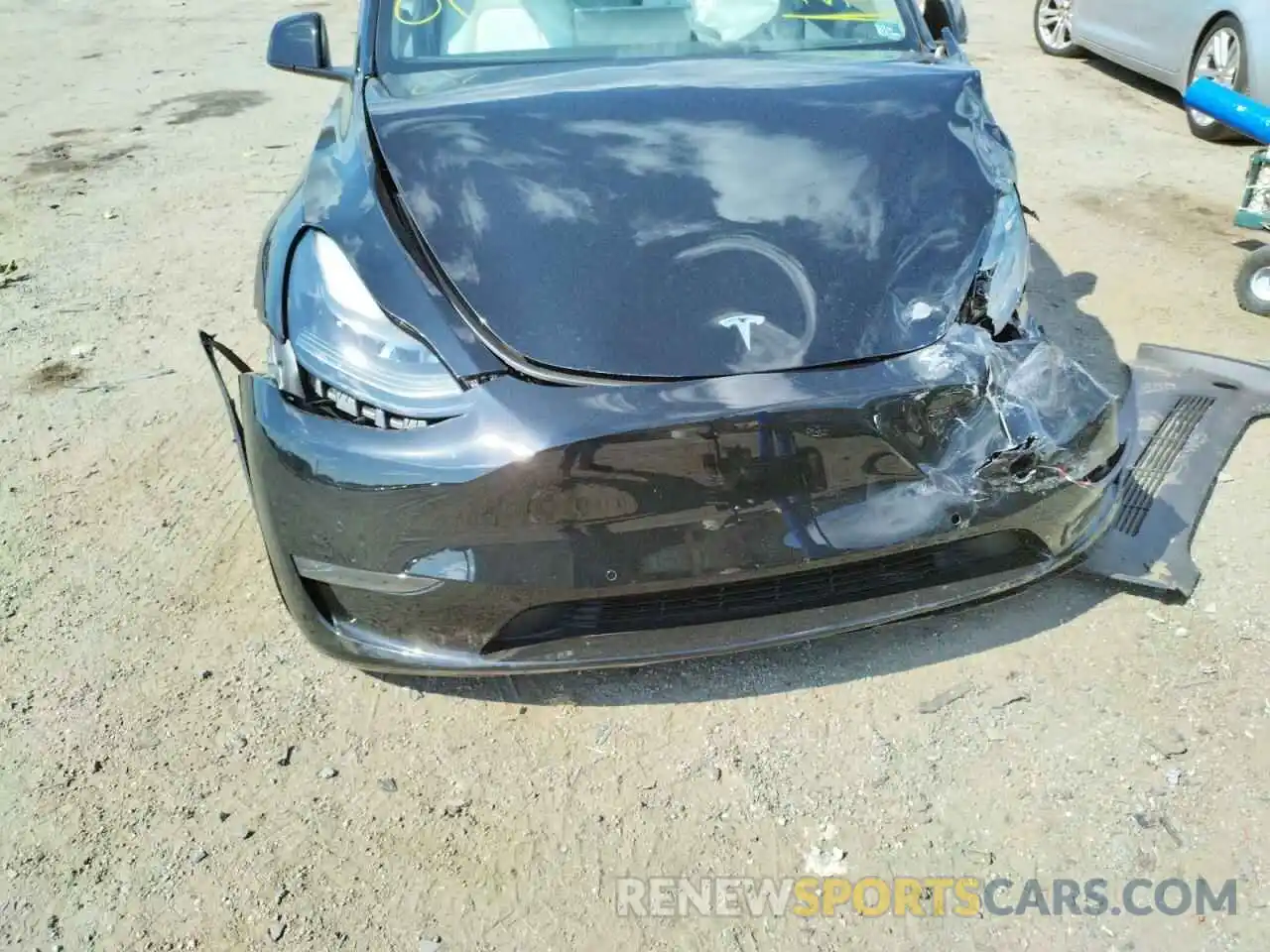 9 Photograph of a damaged car 7SAYGDEFXNF405751 TESLA MODEL Y 2022