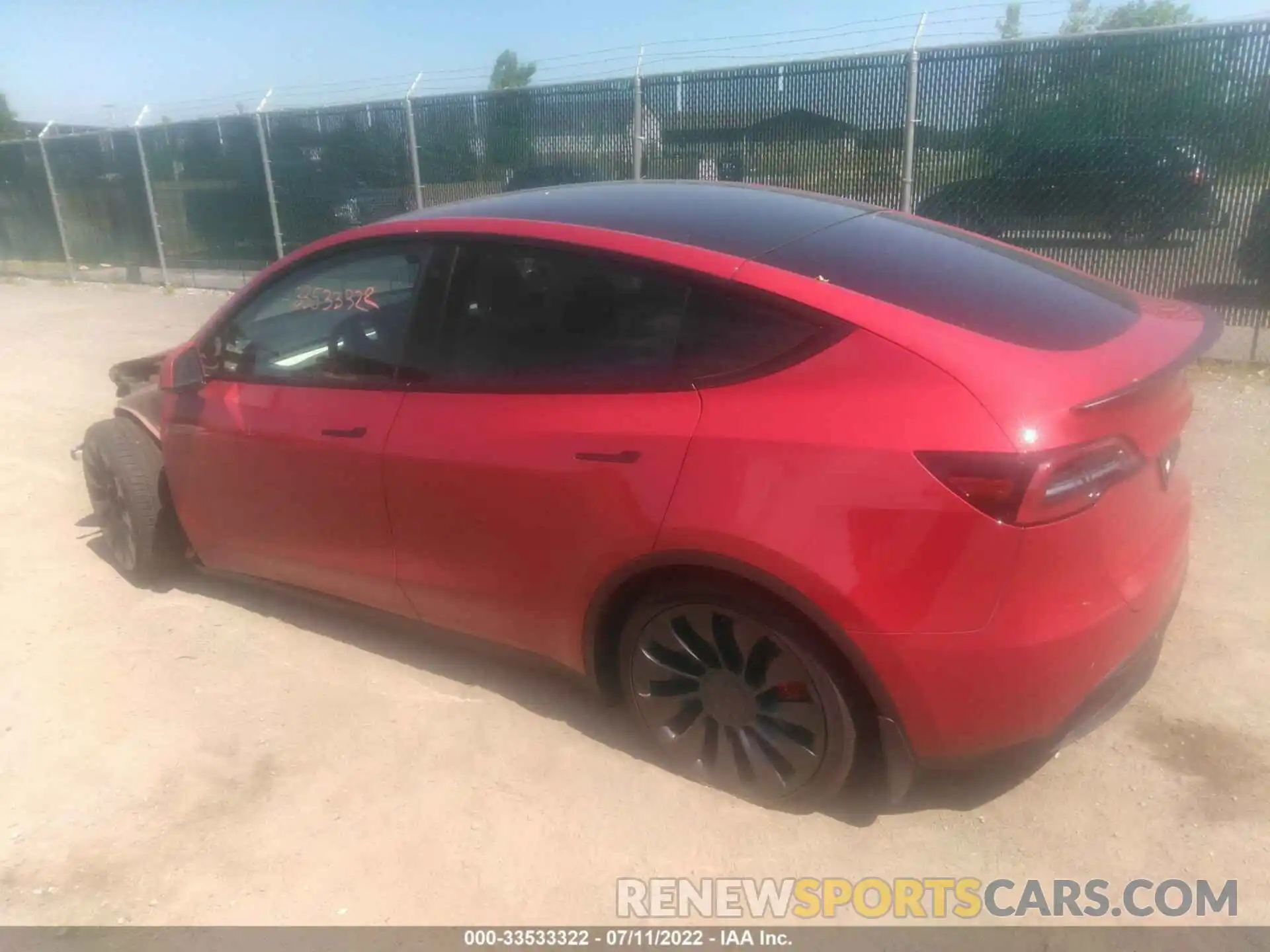 3 Photograph of a damaged car 7SAYGDEFXNF406351 TESLA MODEL Y 2022