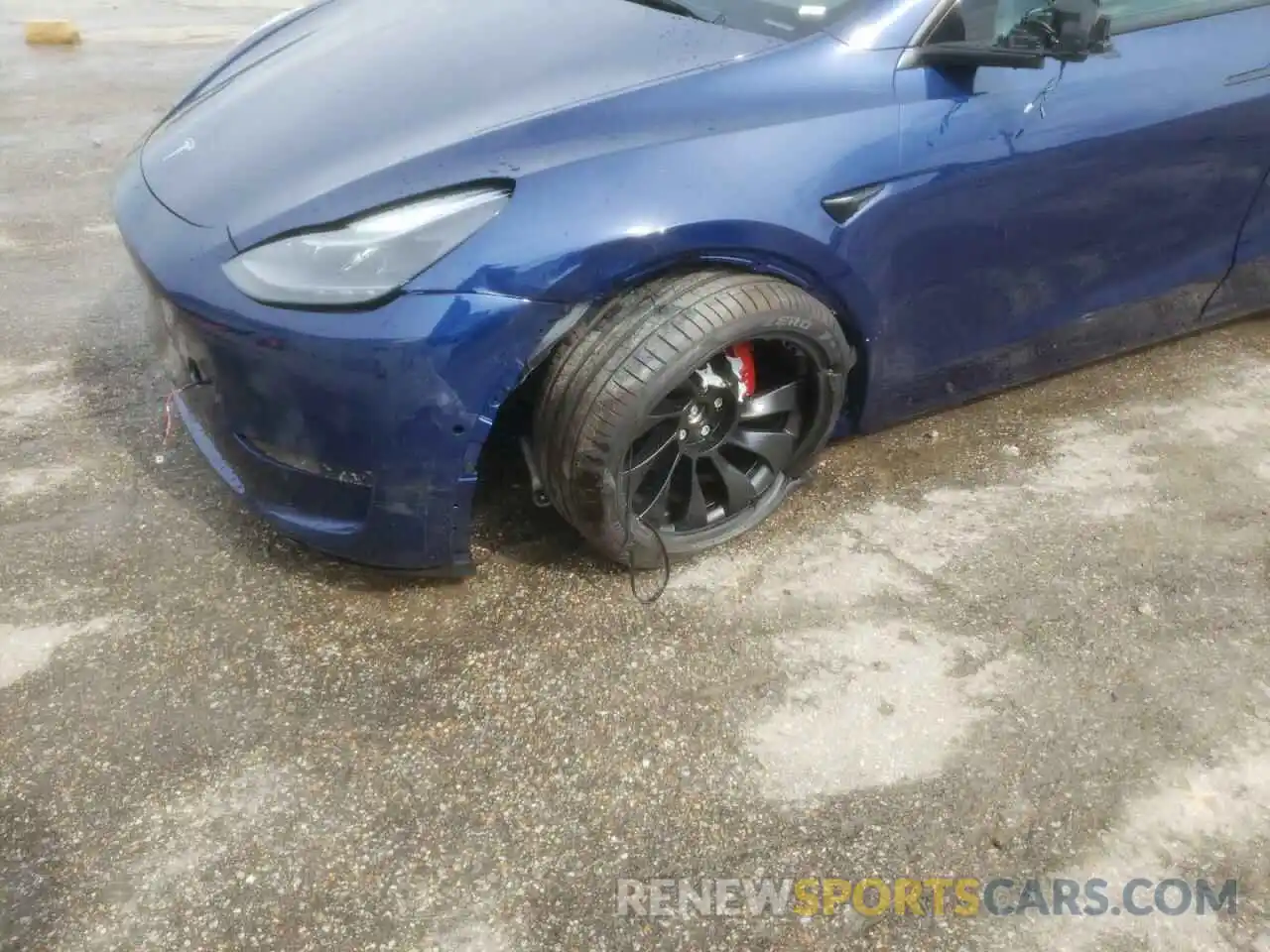 9 Photograph of a damaged car 7SAYGDEFXNF445019 TESLA MODEL Y 2022