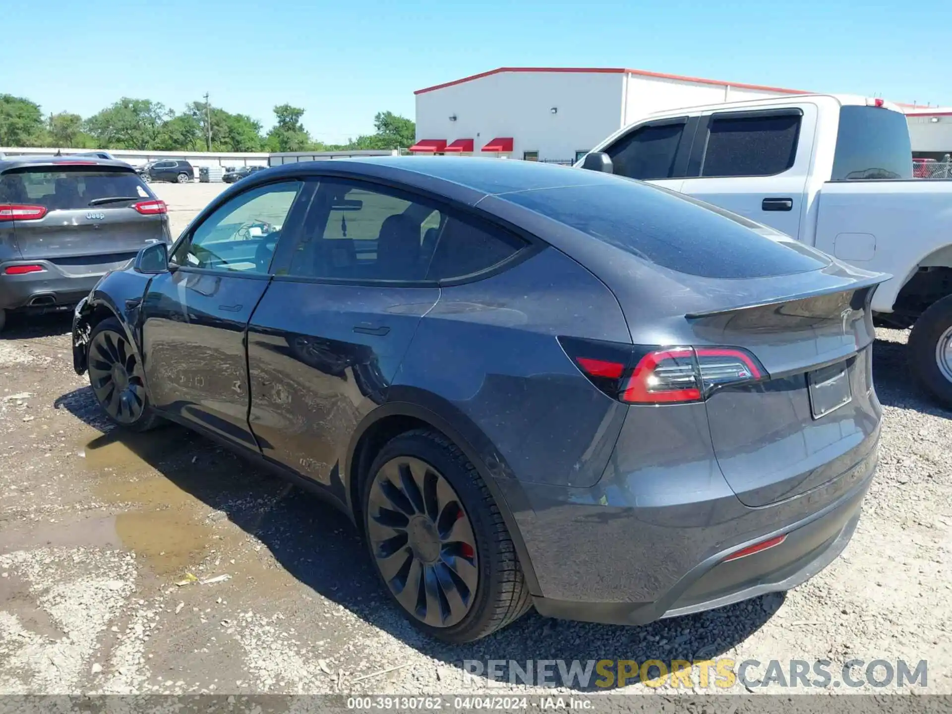 3 Photograph of a damaged car 7SAYGDEFXNF521189 TESLA MODEL Y 2022