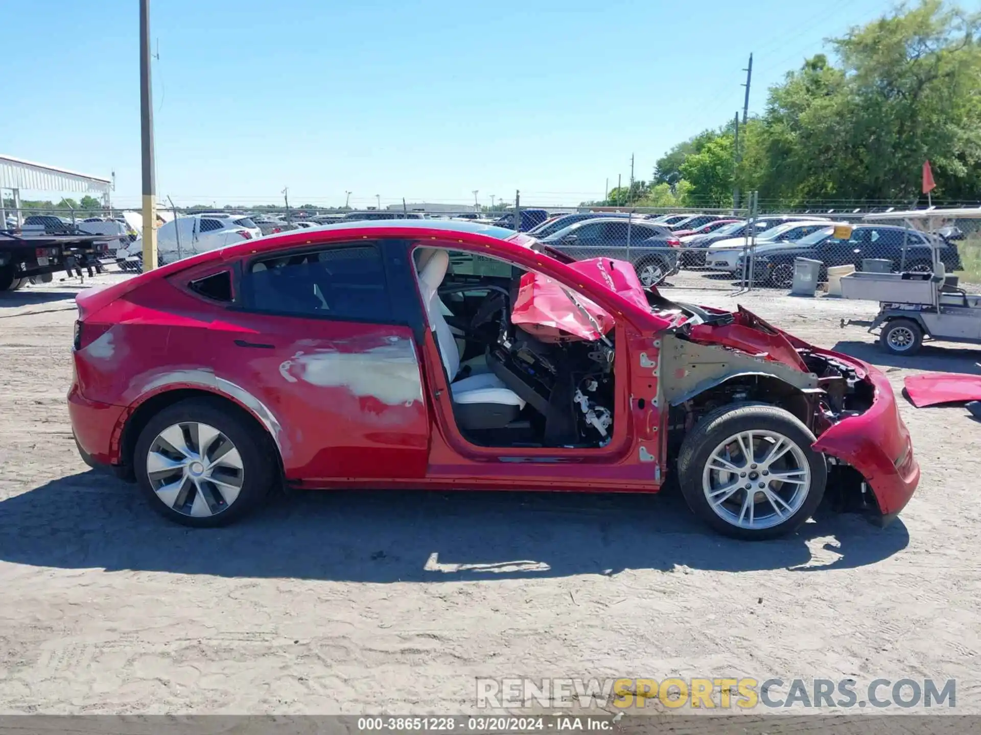 14 Photograph of a damaged car 7SAYGAEE0PF804581 TESLA MODEL Y 2023