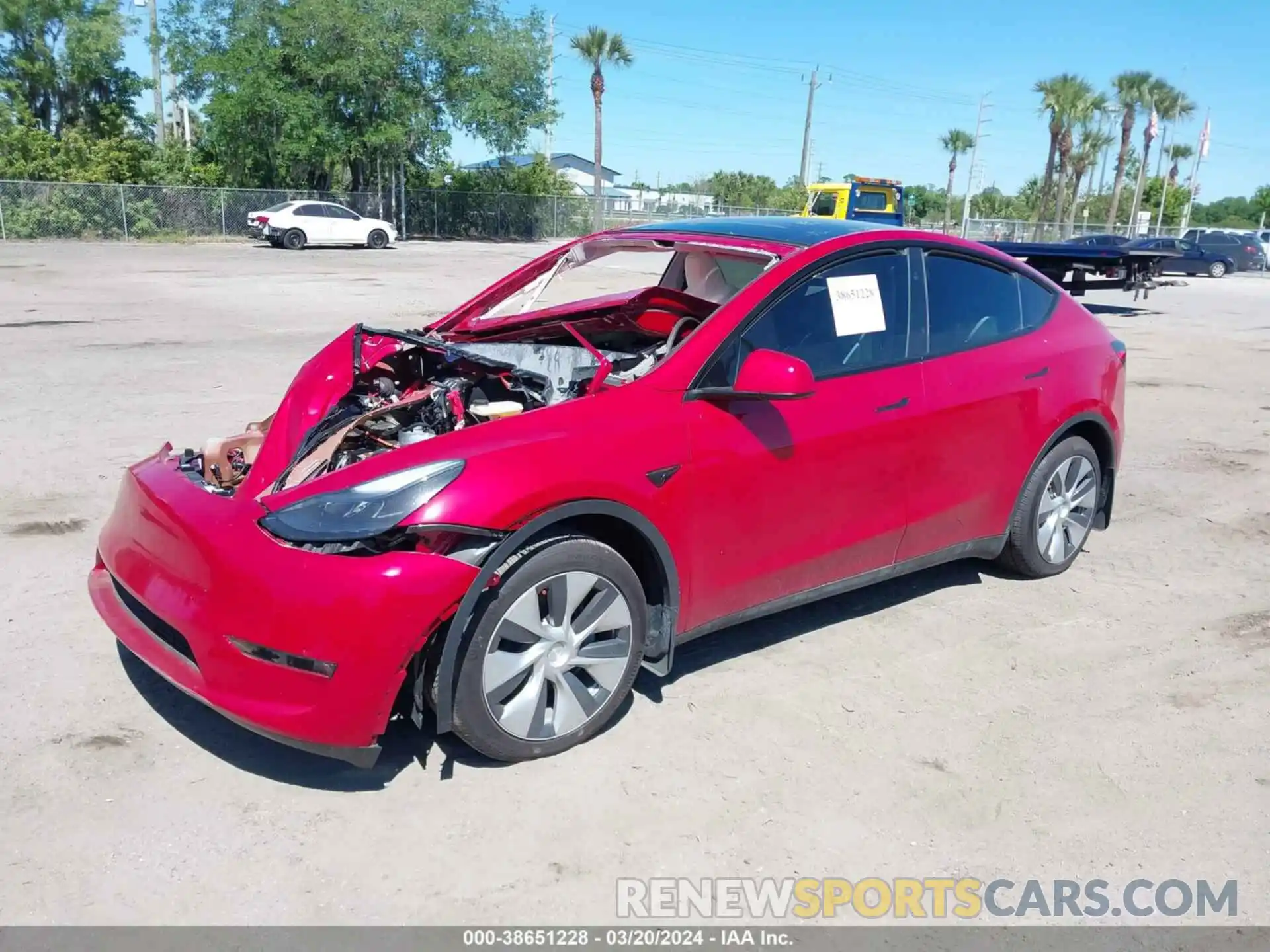 2 Photograph of a damaged car 7SAYGAEE0PF804581 TESLA MODEL Y 2023