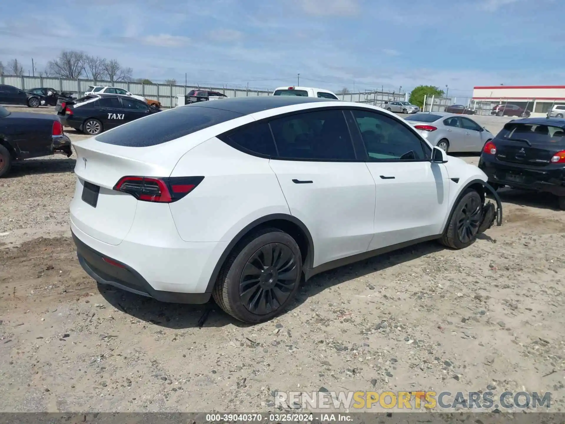 4 Фотография поврежденного автомобиля 7SAYGAEE2PF660094 TESLA MODEL Y 2023