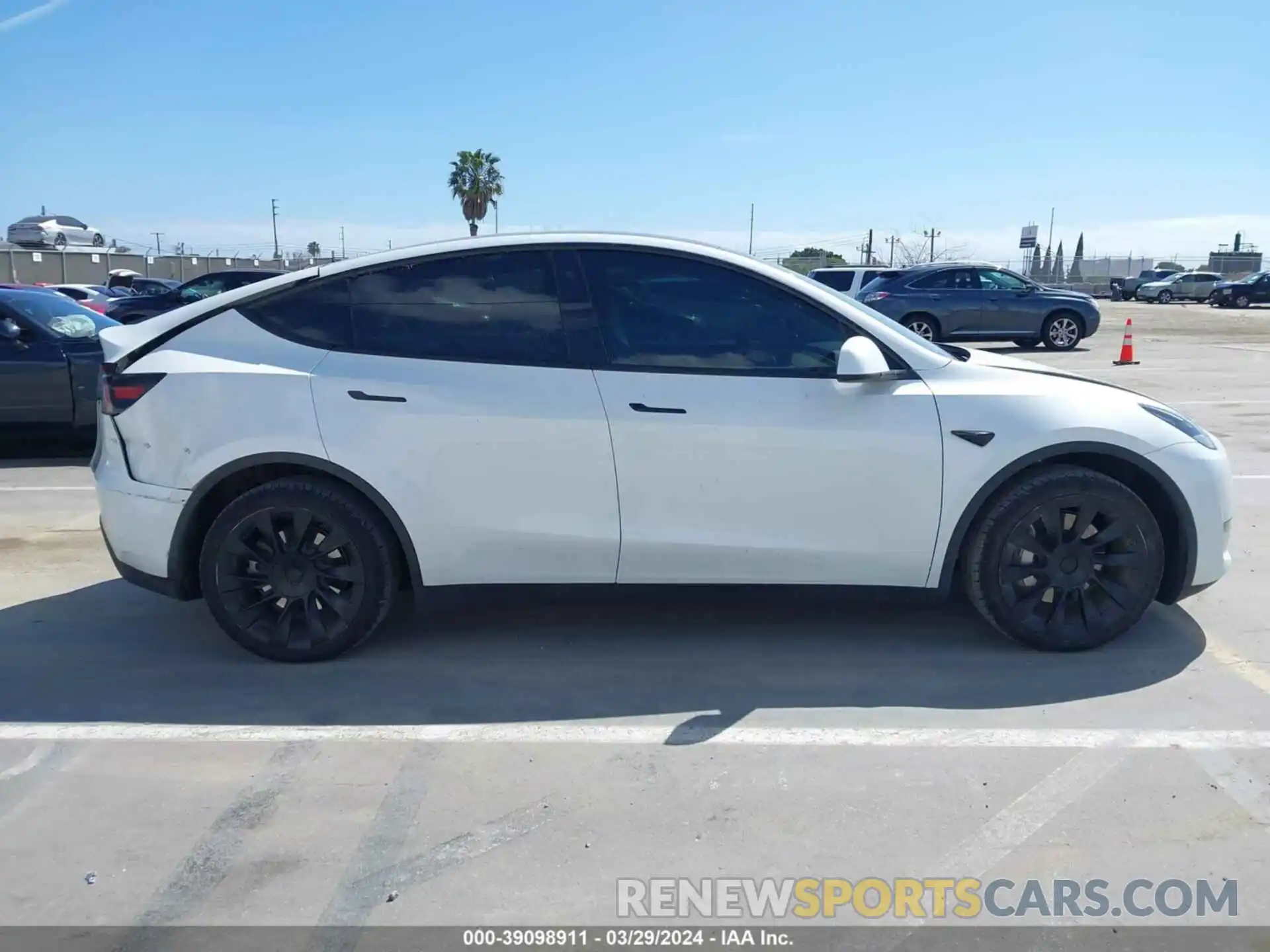 13 Photograph of a damaged car 7SAYGAEE4PF624651 TESLA MODEL Y 2023