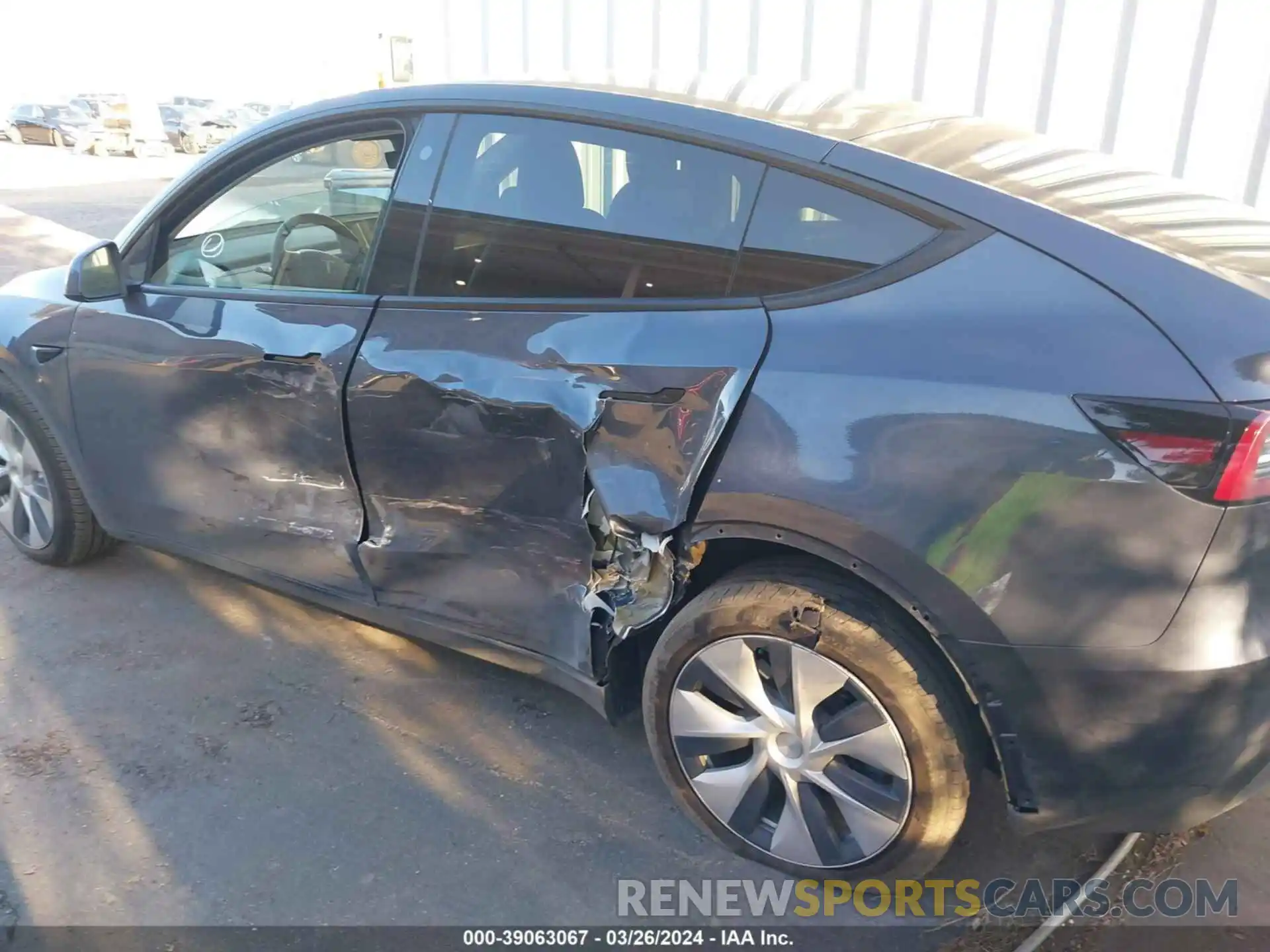 6 Photograph of a damaged car 7SAYGAEE4PF632779 TESLA MODEL Y 2023