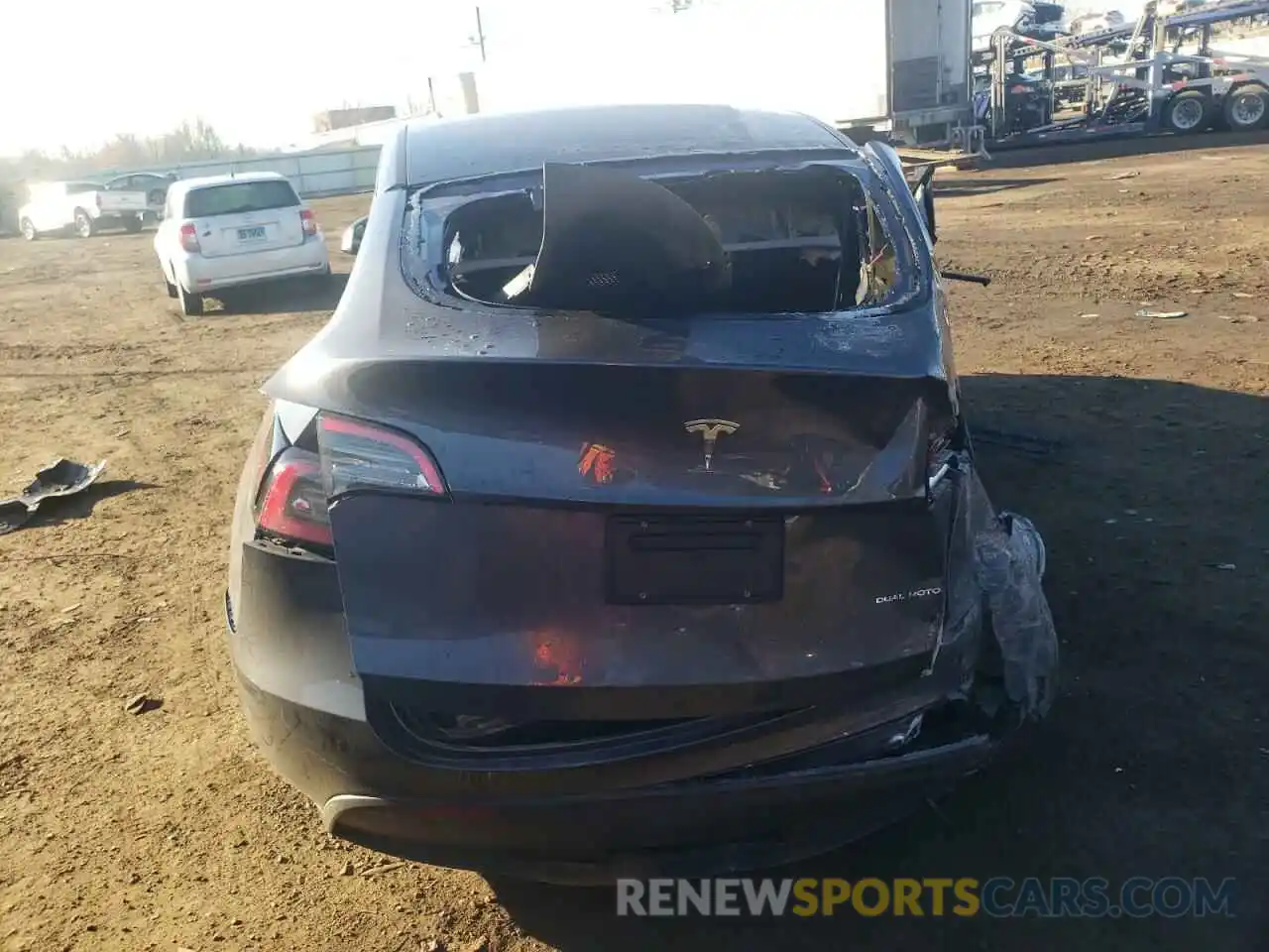 6 Photograph of a damaged car 7SAYGAEE4PF914436 TESLA MODEL Y 2023