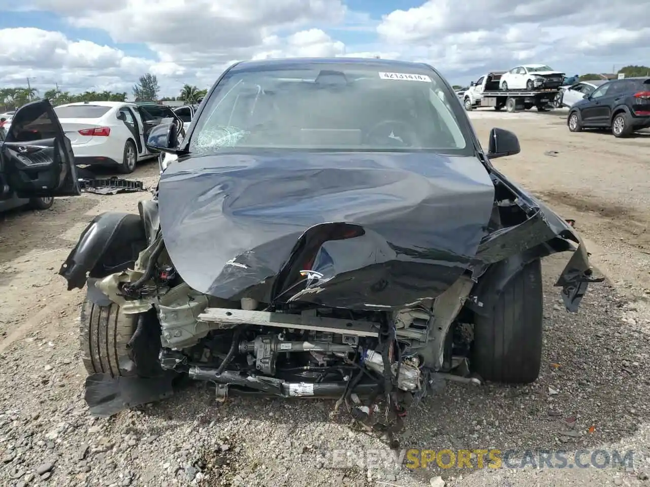 5 Photograph of a damaged car 7SAYGAEE6PF621251 TESLA MODEL Y 2023