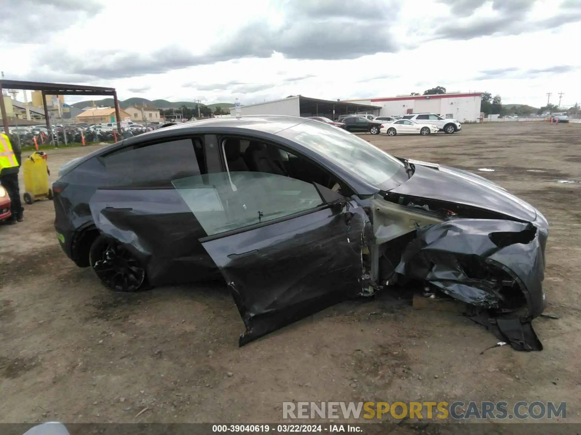 6 Photograph of a damaged car 7SAYGAEE7PF687274 TESLA MODEL Y 2023