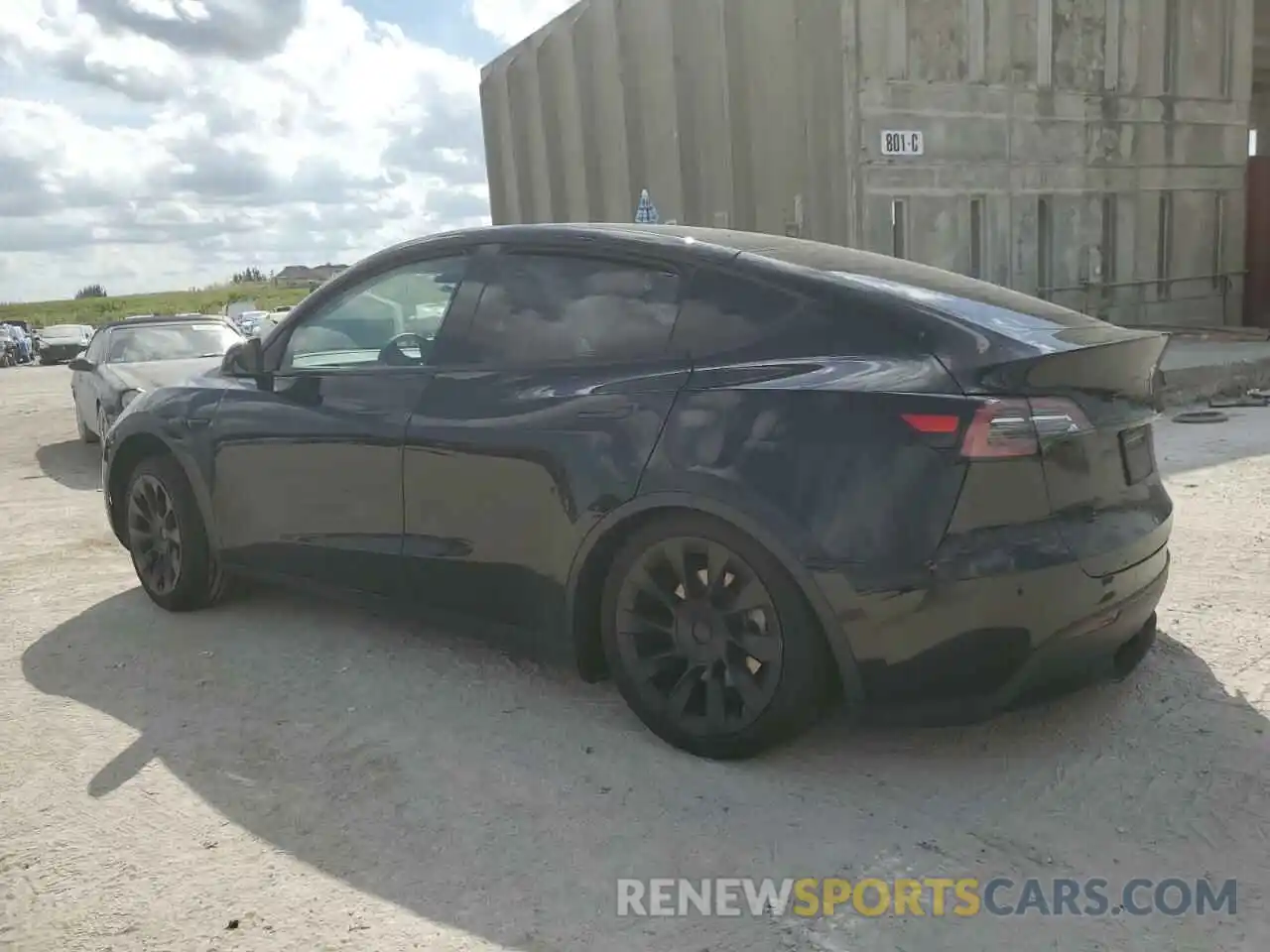 2 Photograph of a damaged car 7SAYGAEE7PF707734 TESLA MODEL Y 2023