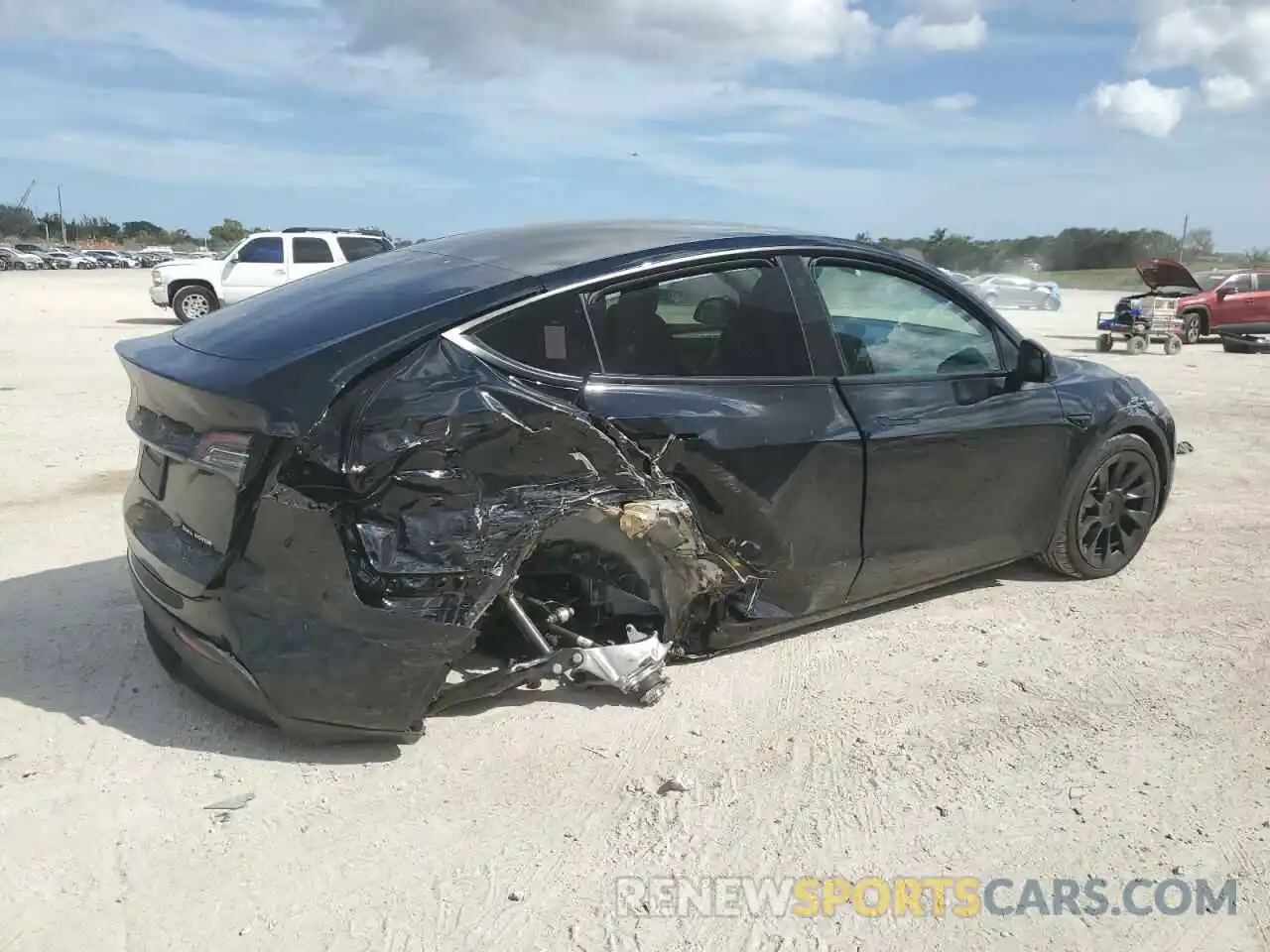 3 Photograph of a damaged car 7SAYGAEE7PF707734 TESLA MODEL Y 2023