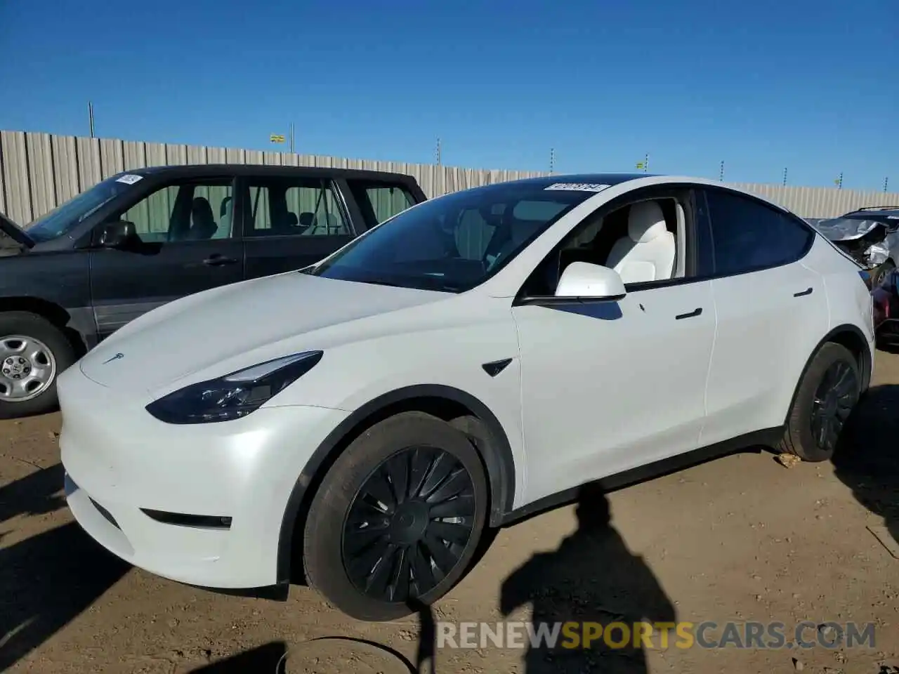 1 Photograph of a damaged car 7SAYGAEE7PF825489 TESLA MODEL Y 2023