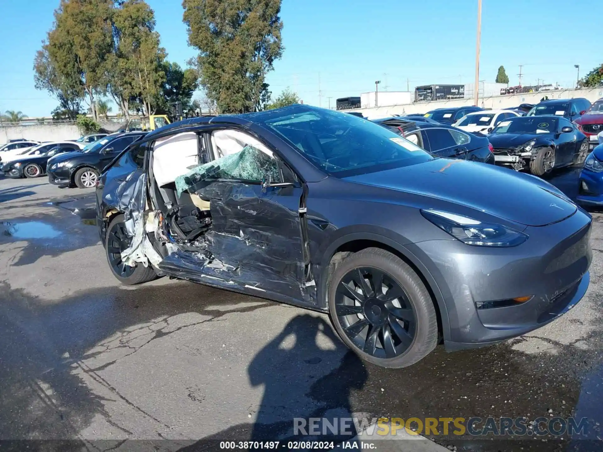 1 Photograph of a damaged car 7SAYGAEE7PF916777 TESLA MODEL Y 2023