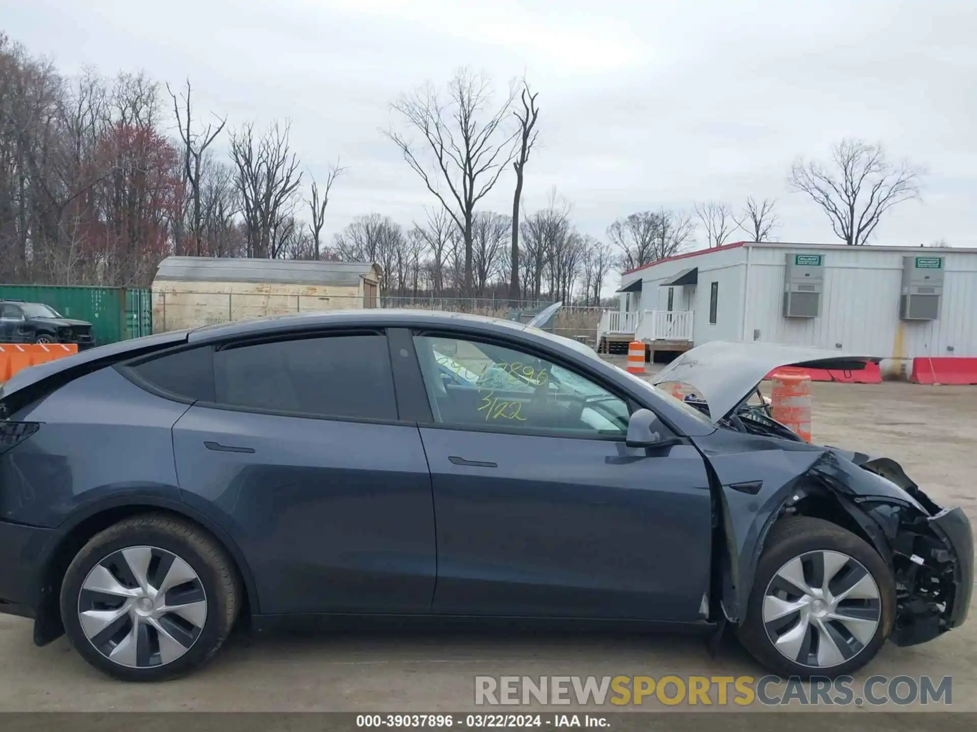 14 Photograph of a damaged car 7SAYGAEE7PF967518 TESLA MODEL Y 2023