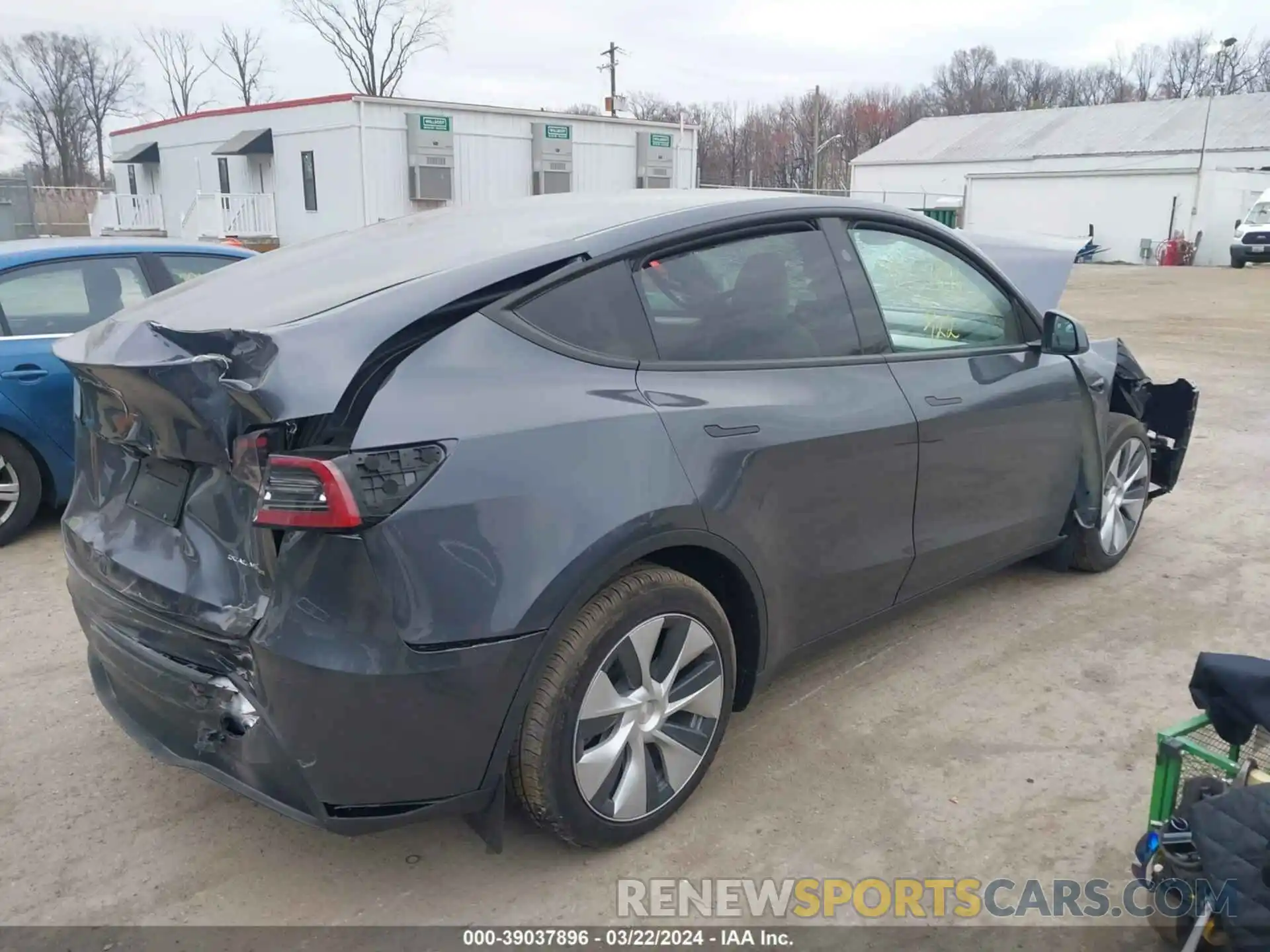 4 Photograph of a damaged car 7SAYGAEE7PF967518 TESLA MODEL Y 2023