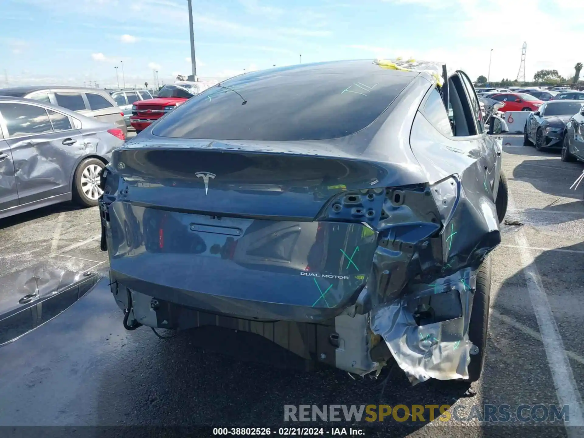 16 Photograph of a damaged car 7SAYGAEE9PF635368 TESLA MODEL Y 2023