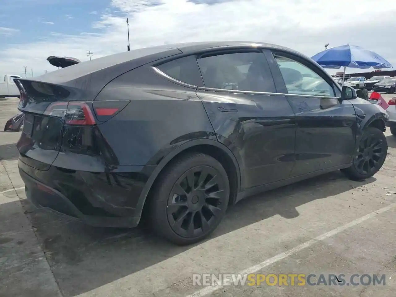 3 Фотография поврежденного автомобиля 7SAYGDED6PF931537 TESLA MODEL Y 2023