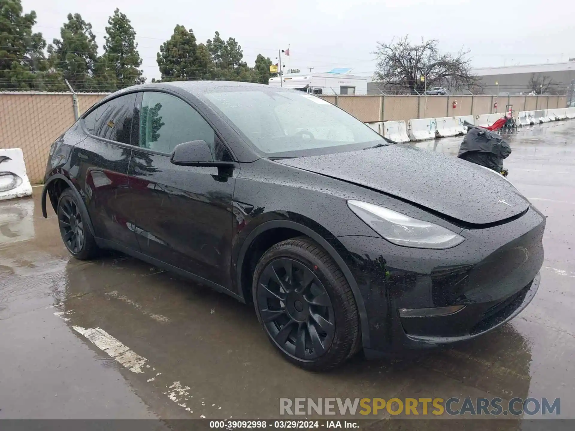 1 Photograph of a damaged car 7SAYGDED8PF976883 TESLA MODEL Y 2023