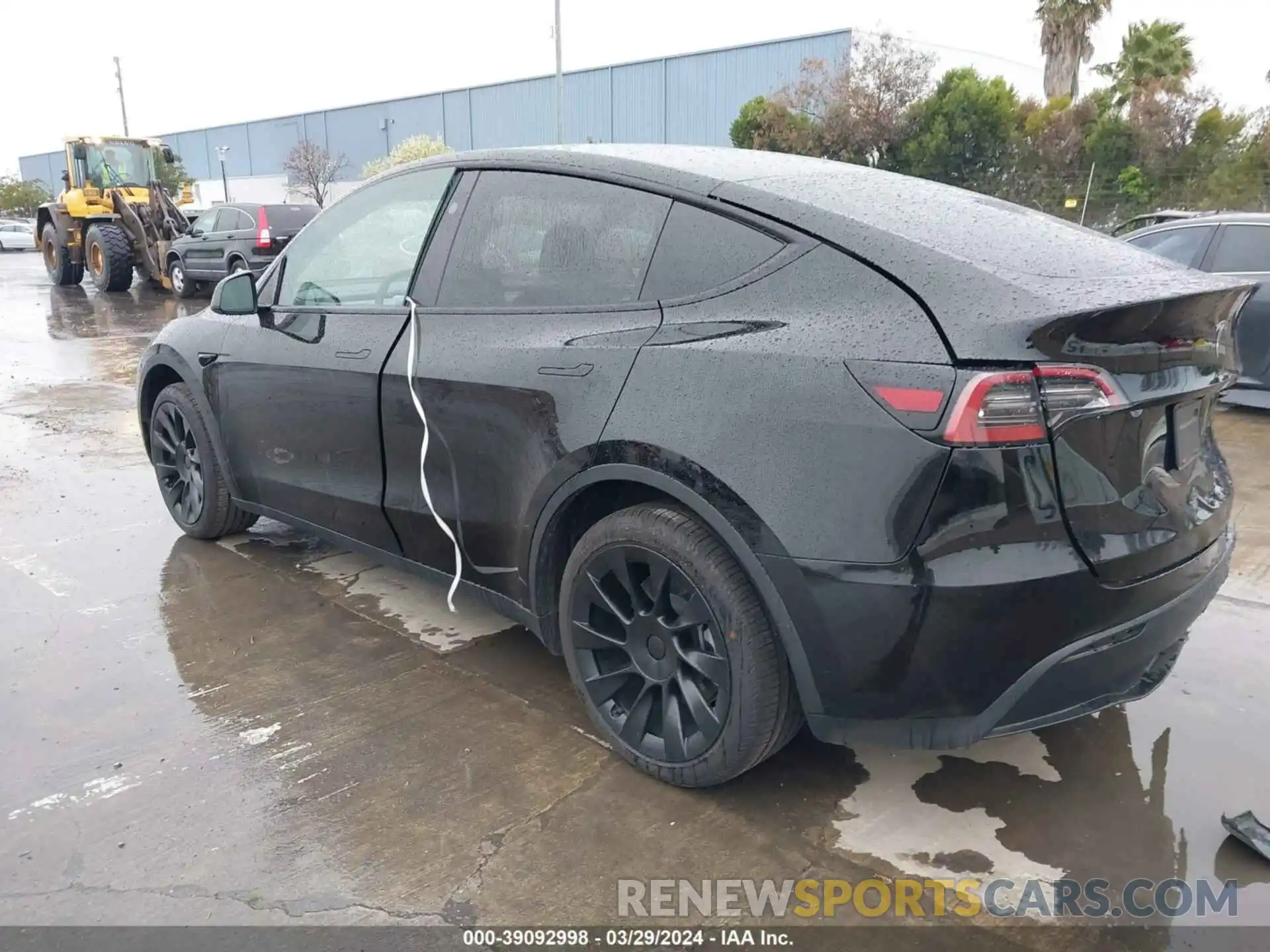 3 Фотография поврежденного автомобиля 7SAYGDED8PF976883 TESLA MODEL Y 2023