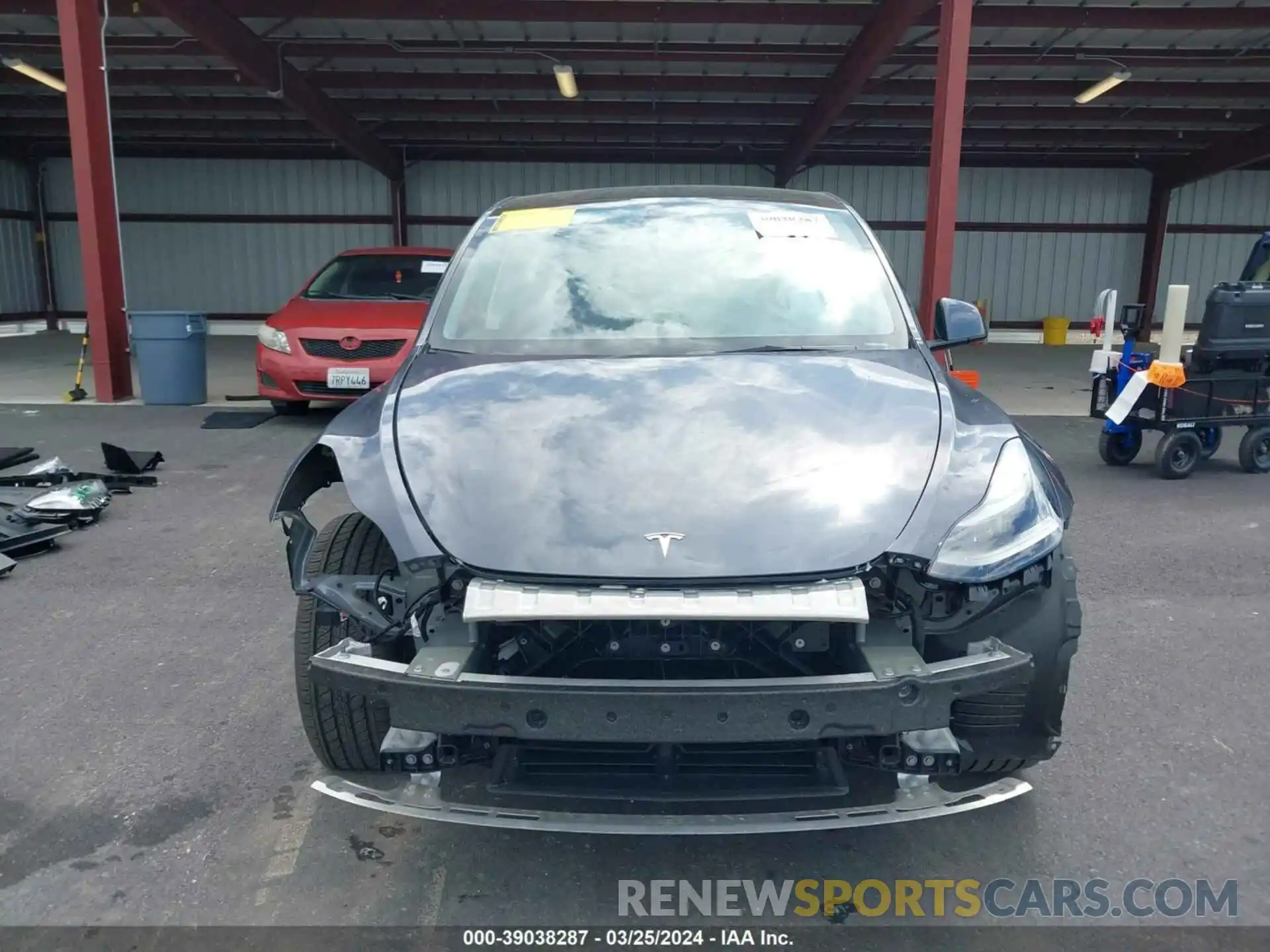 13 Photograph of a damaged car 7SAYGDED9PF943102 TESLA MODEL Y 2023