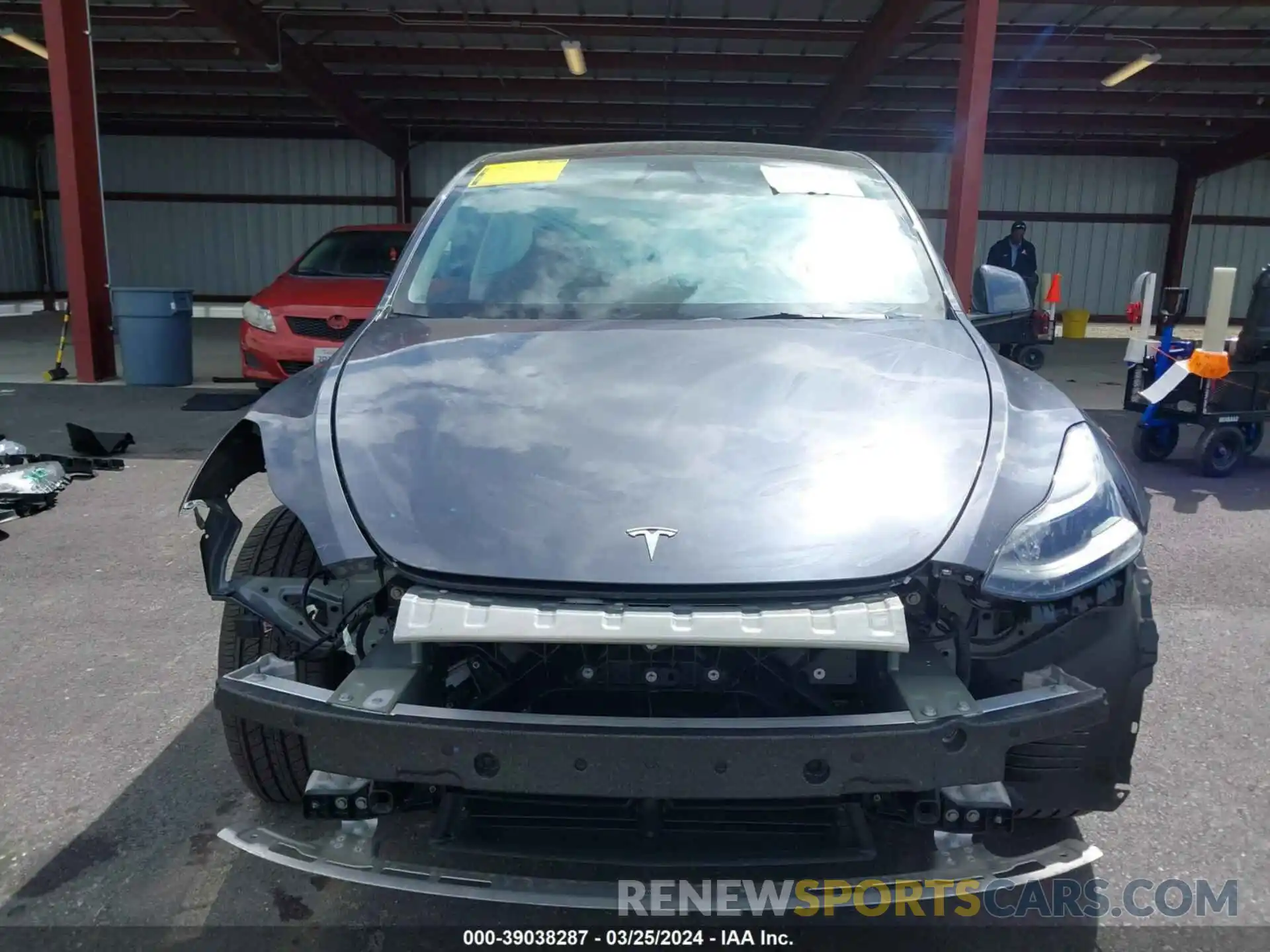 6 Photograph of a damaged car 7SAYGDED9PF943102 TESLA MODEL Y 2023