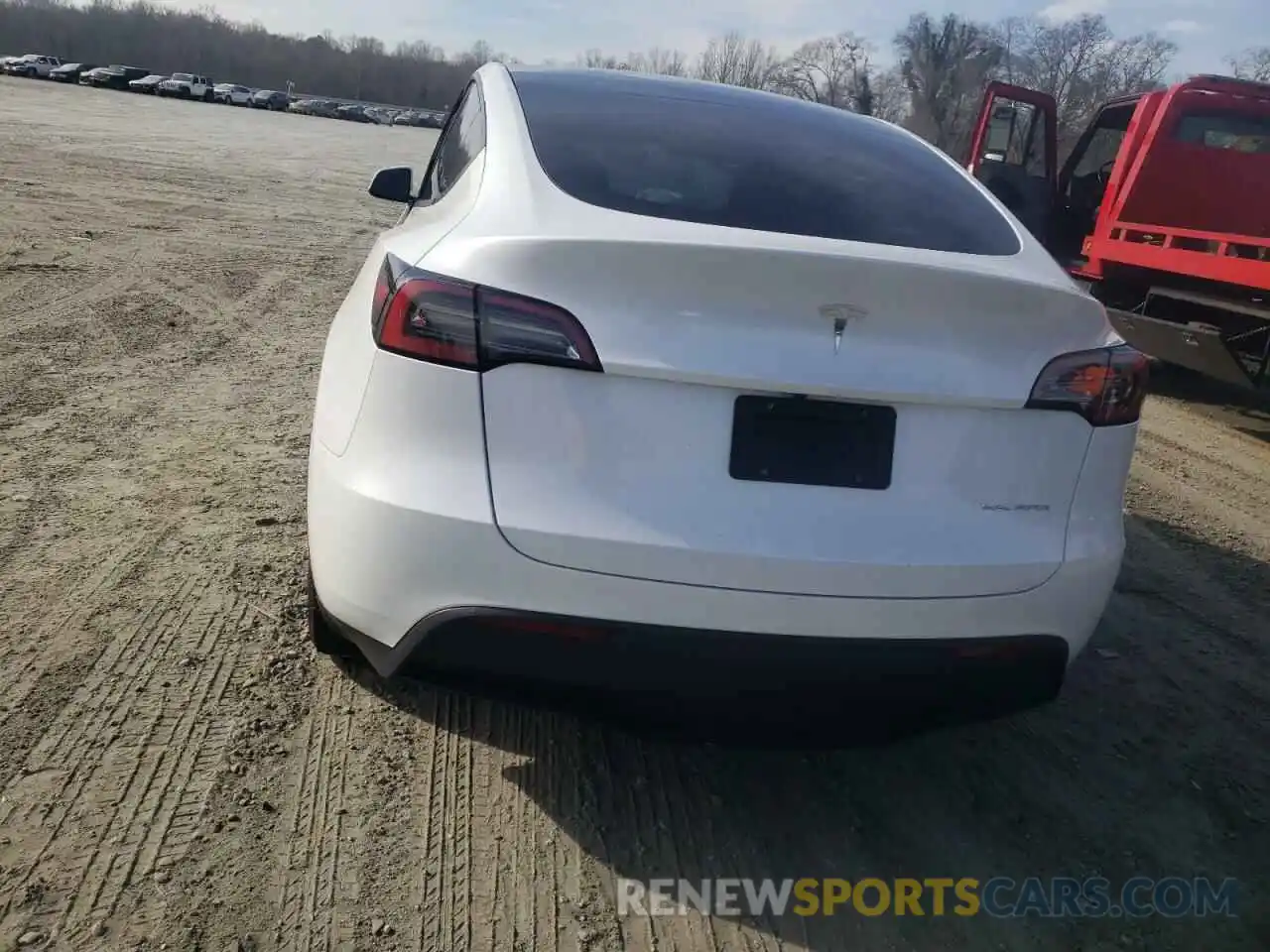 6 Photograph of a damaged car 7SAYGDEE0PA033991 TESLA MODEL Y 2023