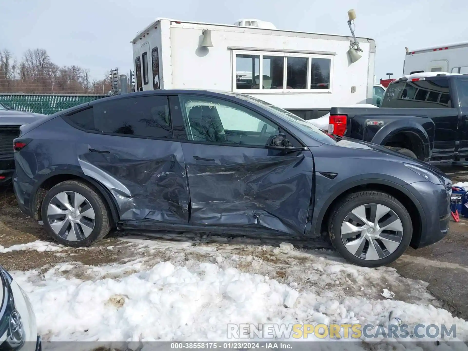 14 Photograph of a damaged car 7SAYGDEE0PA194213 TESLA MODEL Y 2023