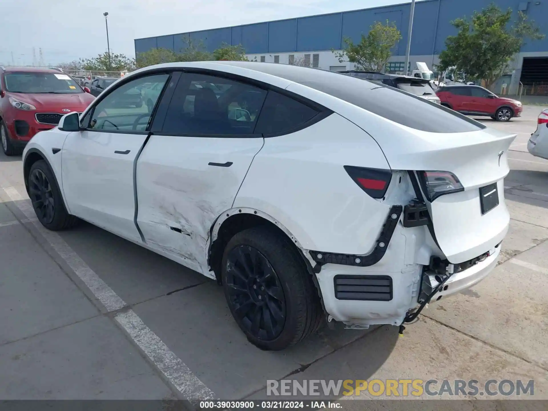 3 Photograph of a damaged car 7SAYGDEE0PF588698 TESLA MODEL Y 2023