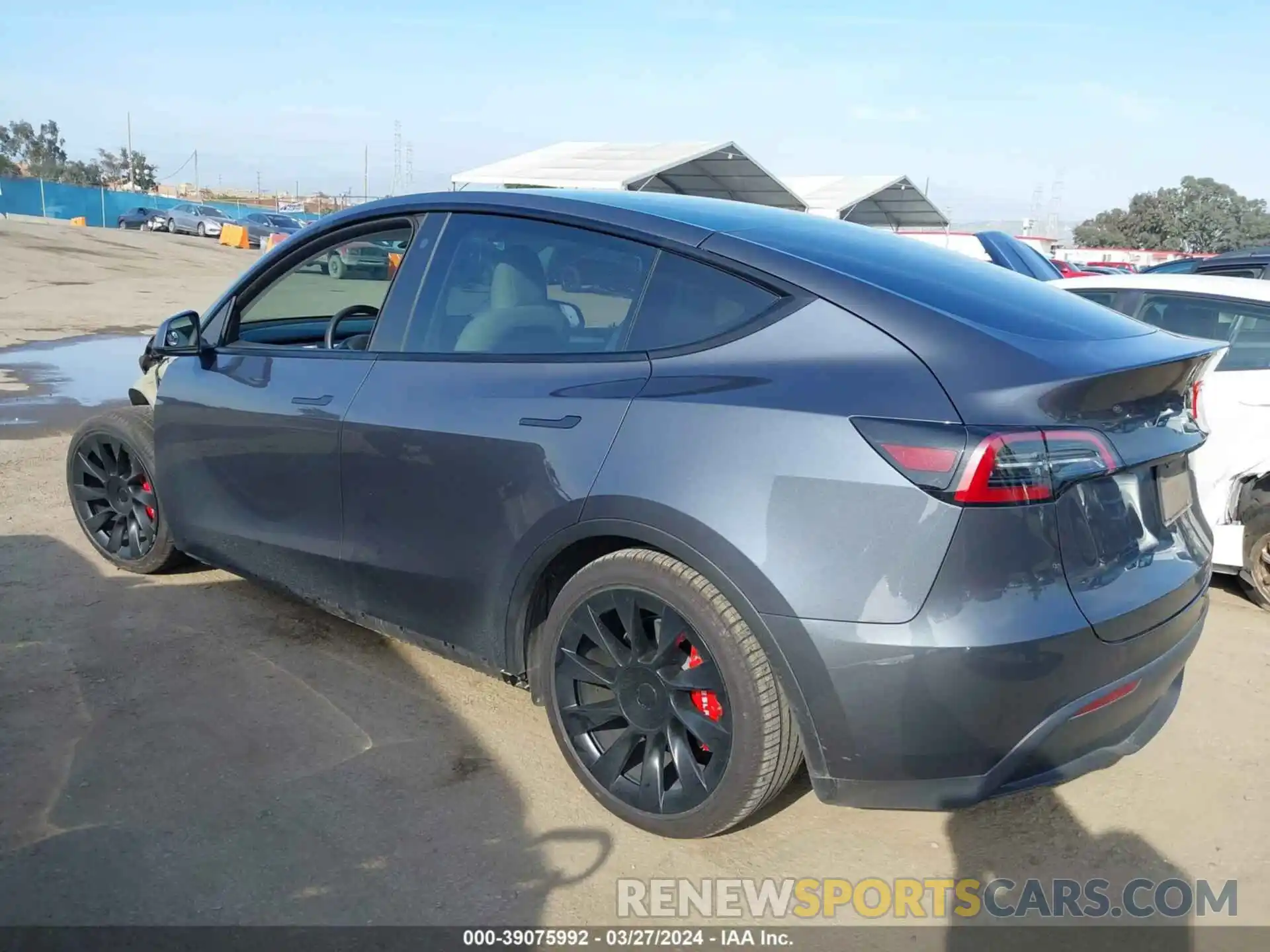 3 Photograph of a damaged car 7SAYGDEE0PF606083 TESLA MODEL Y 2023