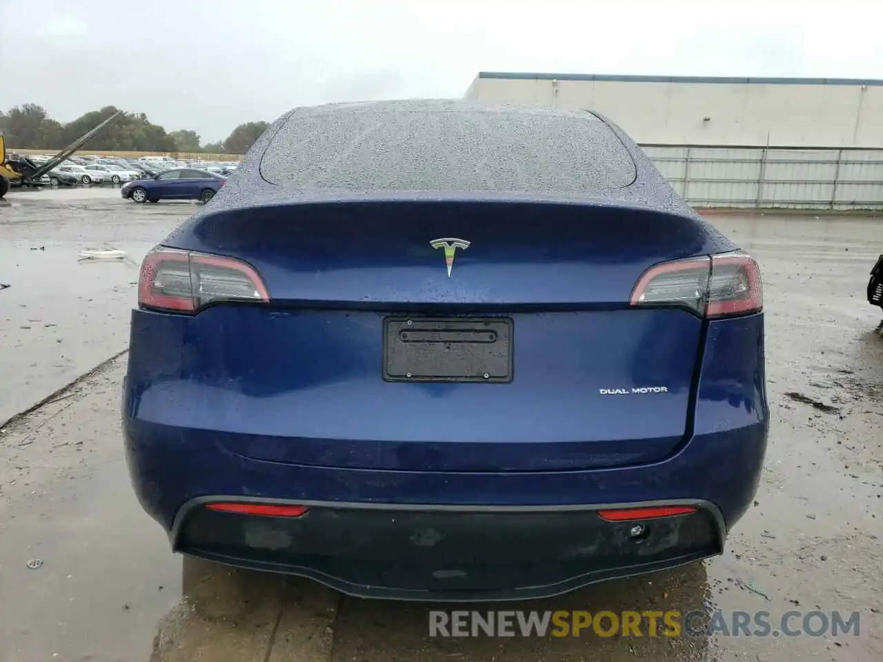 6 Photograph of a damaged car 7SAYGDEE0PF714378 TESLA MODEL Y 2023