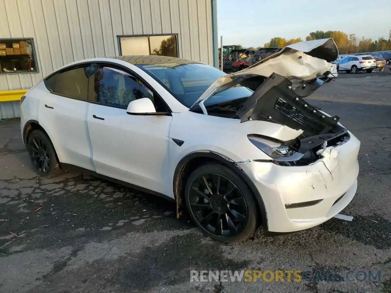 4 Photograph of a damaged car 7SAYGDEE0PF814285 TESLA MODEL Y 2023