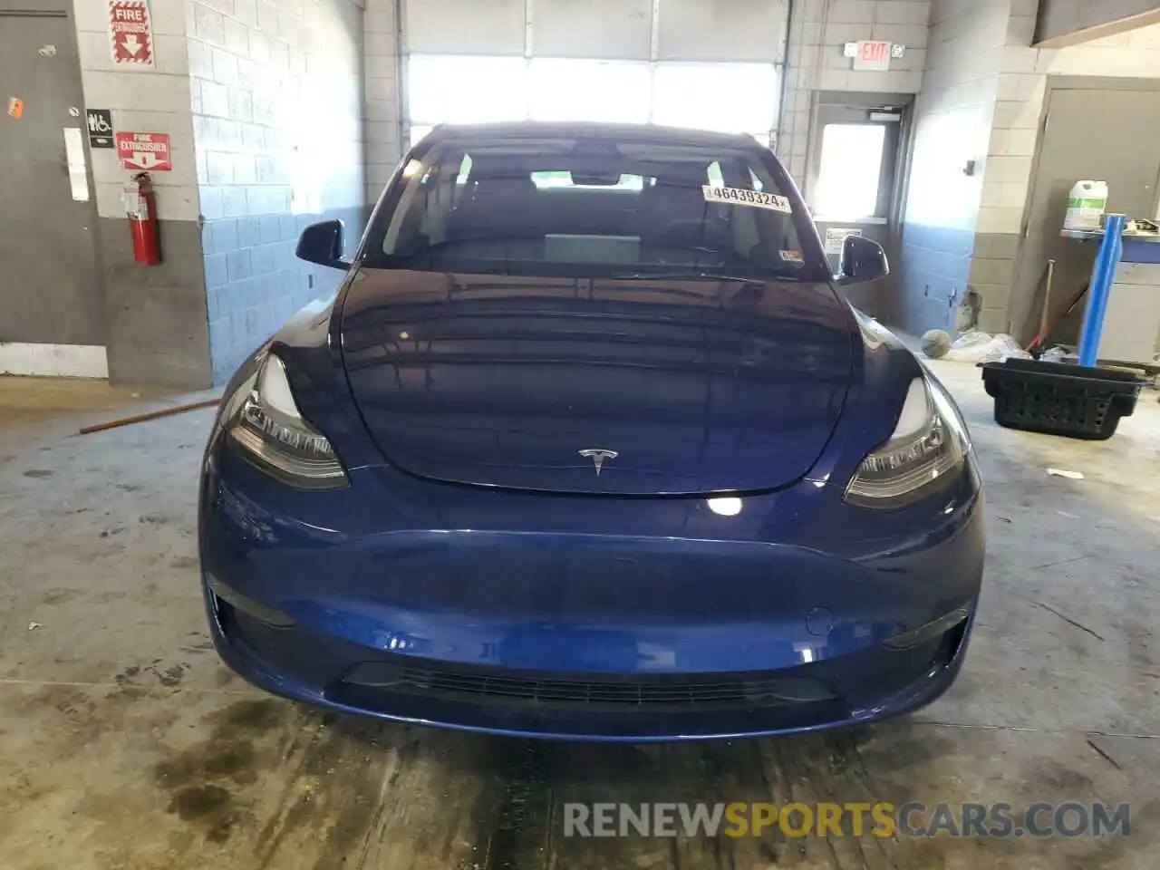 5 Photograph of a damaged car 7SAYGDEE1PA136420 TESLA MODEL Y 2023