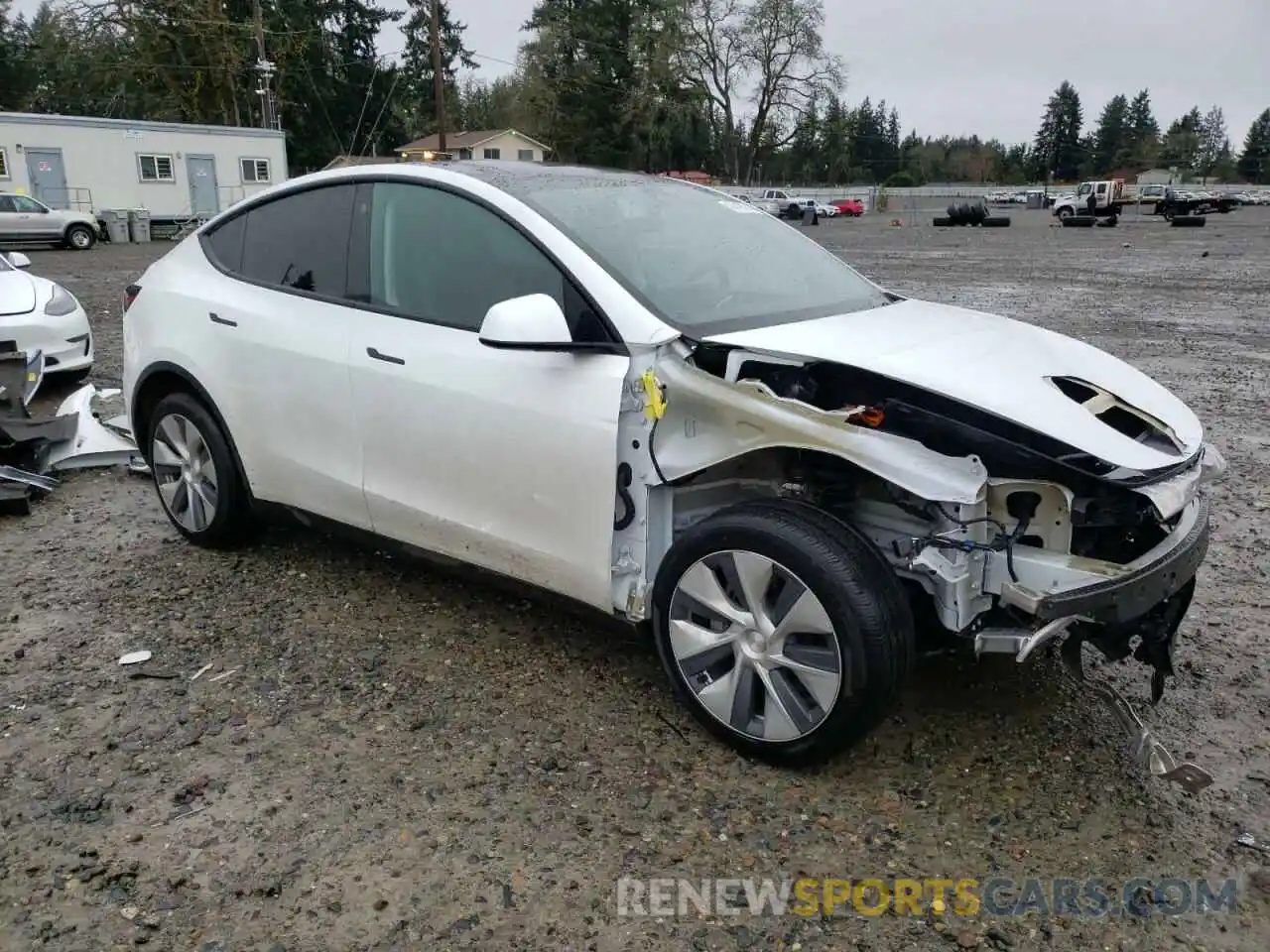 4 Photograph of a damaged car 7SAYGDEE1PF627198 TESLA MODEL Y 2023