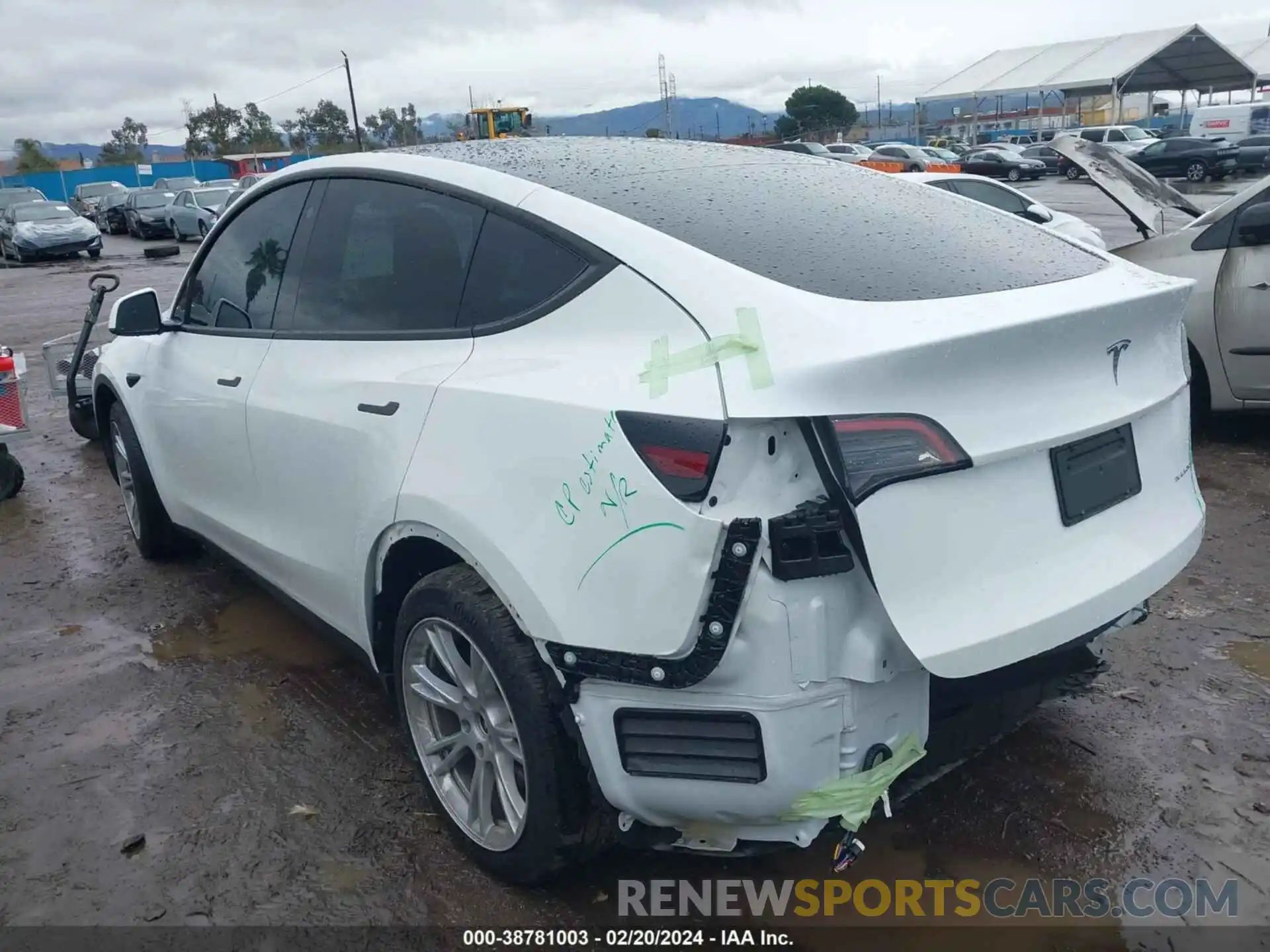 3 Photograph of a damaged car 7SAYGDEE2PA023463 TESLA MODEL Y 2023